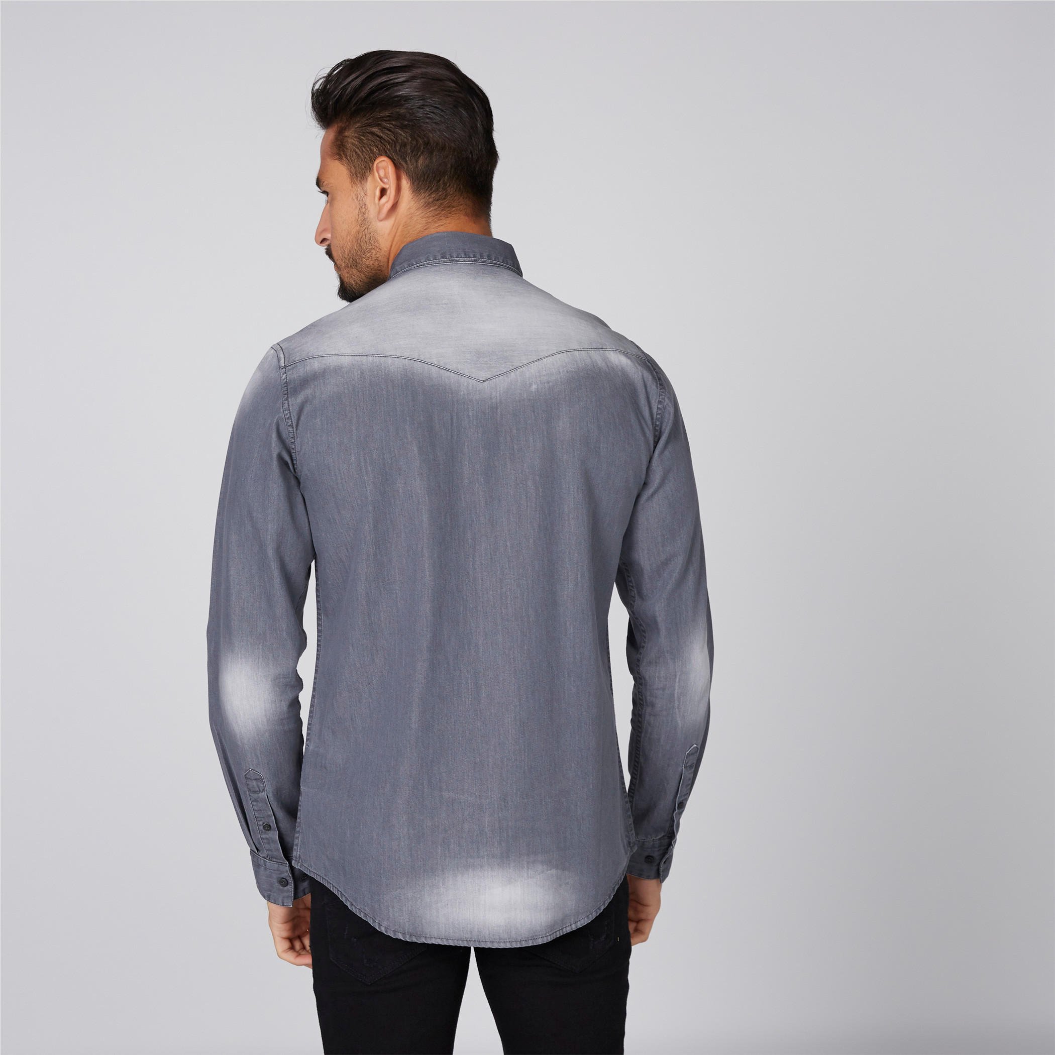 قميص بأكمام طويلة من بيينج هيومان-men-clothing-shirts-image-4