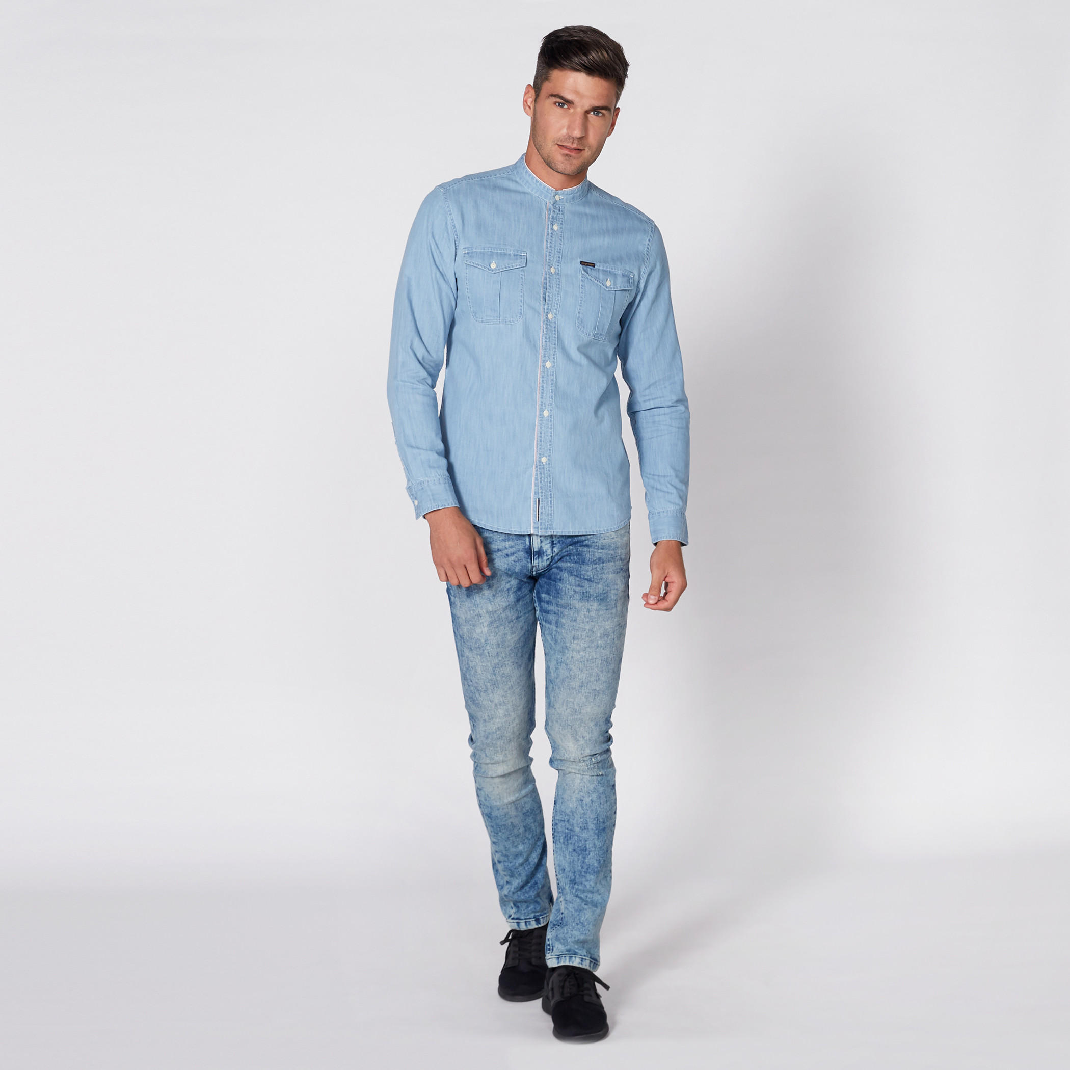 قميص من الدينم بأكمام طويلة وياقة ماندارين بيينج هيومن-men-clothing-shirts-image-2