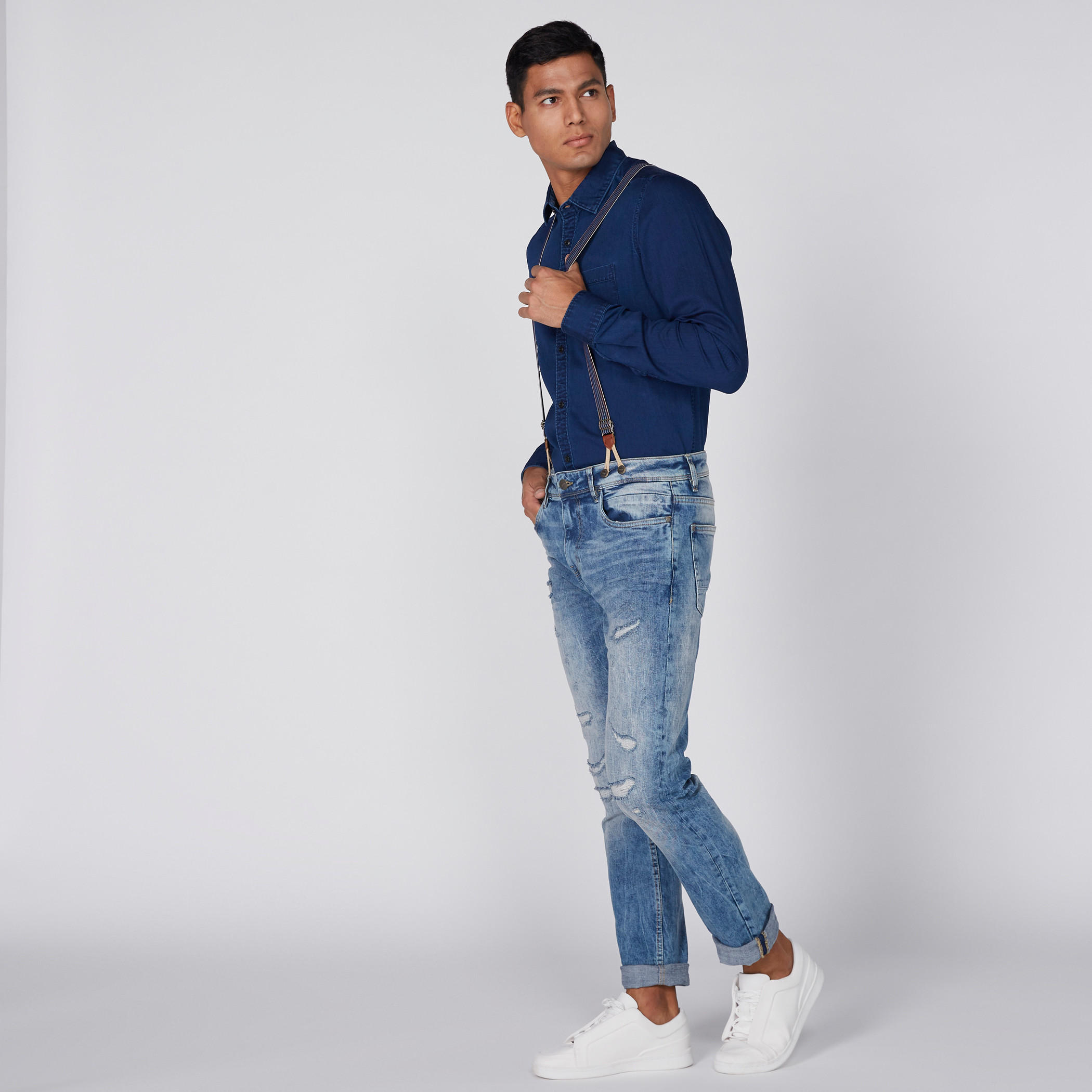 قميص بأكمام طويلة وأزرار بيينج هيومان-men-clothing-shirts-image-2