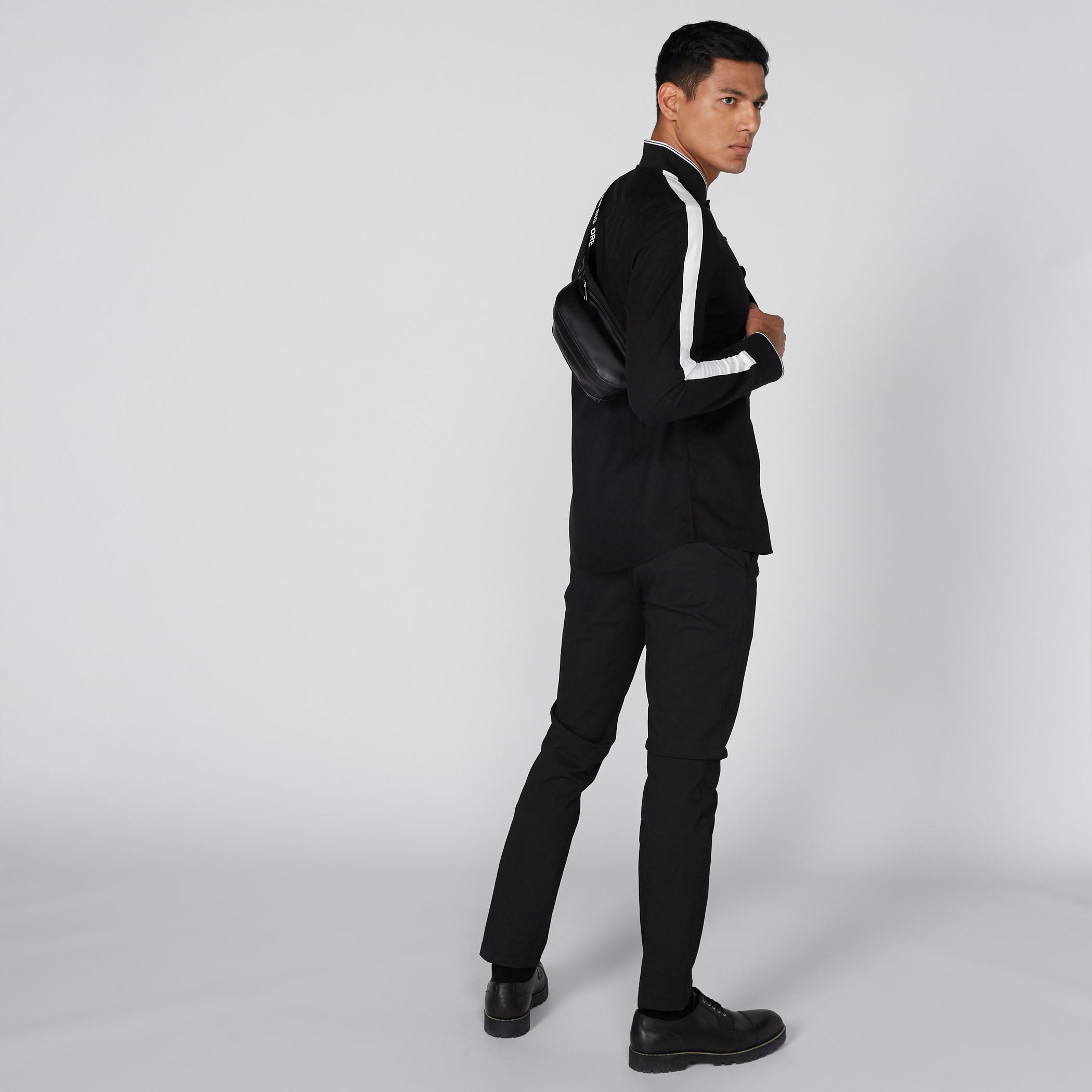 قميص بأكمام طويلة وأزرار من بيينج هيومان-men-clothing-shirts-image-5