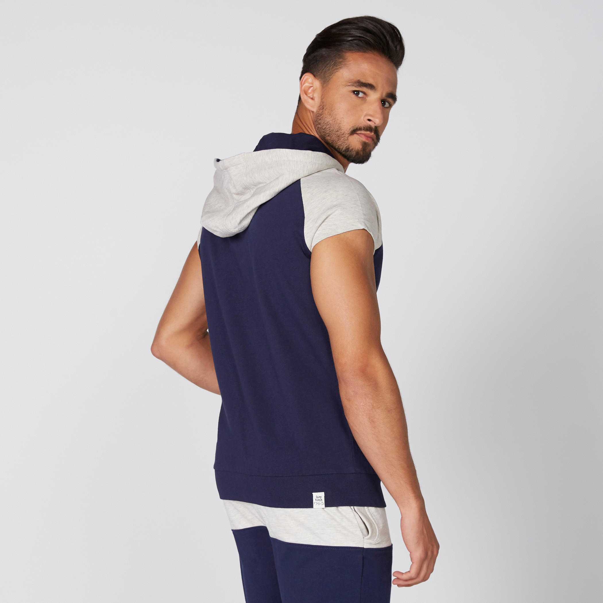 جاكيت بأكمام قصيرة وطبعات بيينج هيومان-men-clothing-jacketsandblazers-jackets-image-4