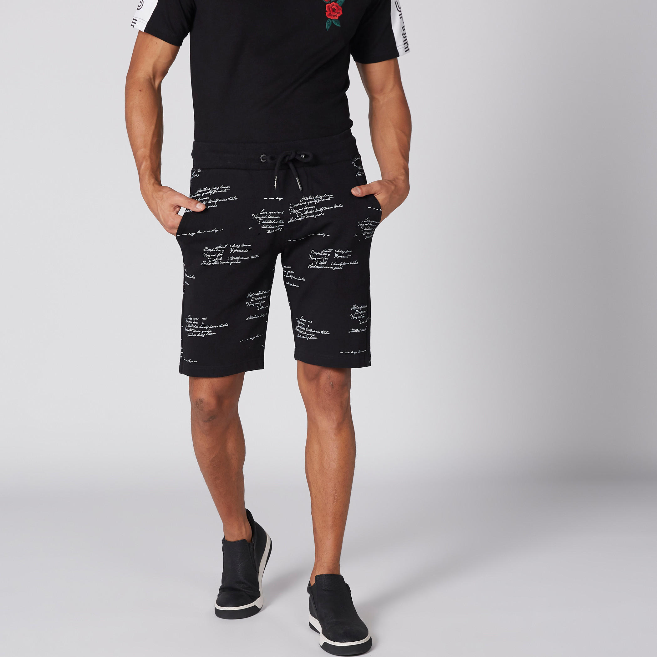 شورت برباط وطبعات بيينج هيومان-men-clothing-bottoms-shorts-image-1
