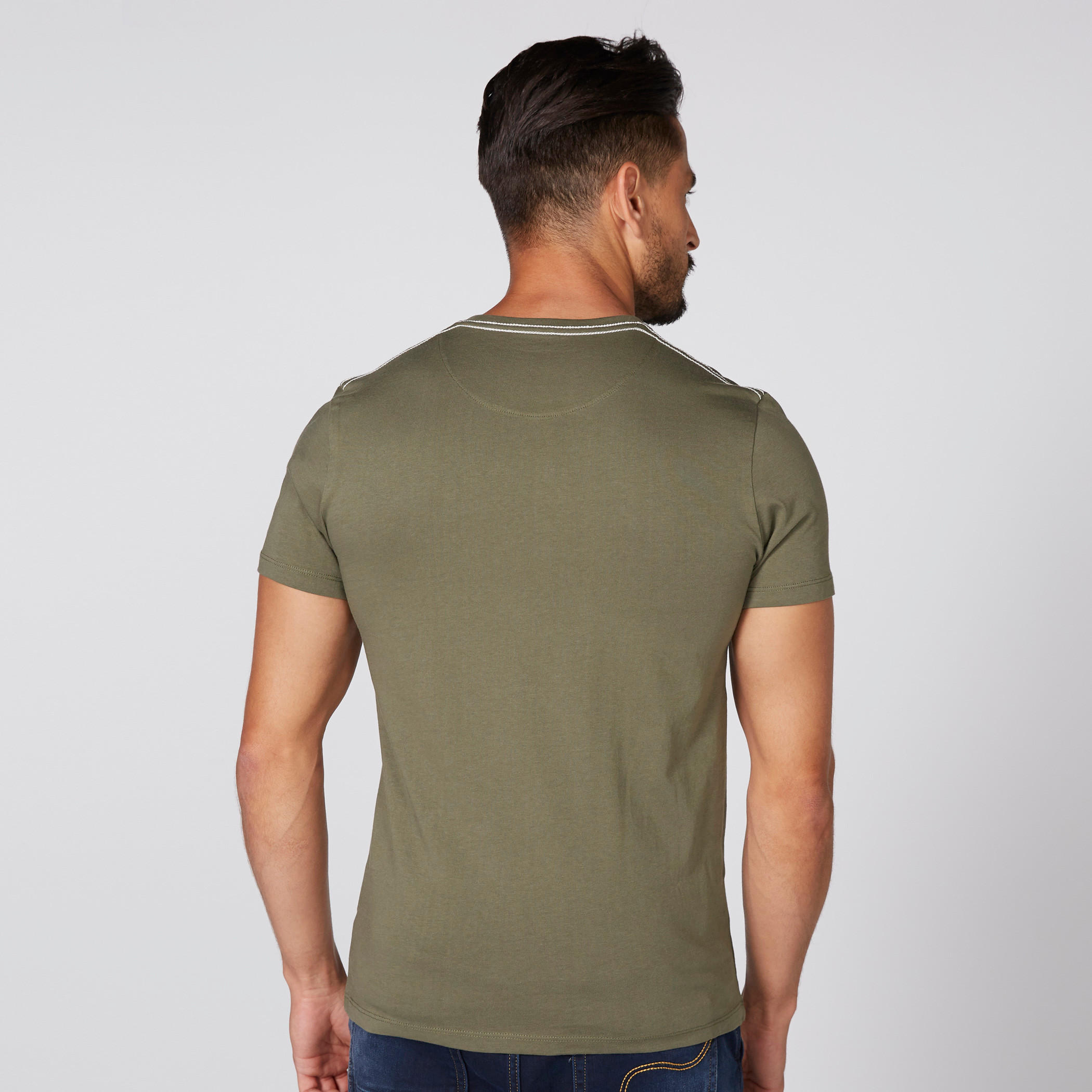 تيشيرت بياقة مستديرة وأكمام قصيرة مع طبعات بيينج هيومان-men-clothing-tshirtsandpolos-tshirts-image-4
