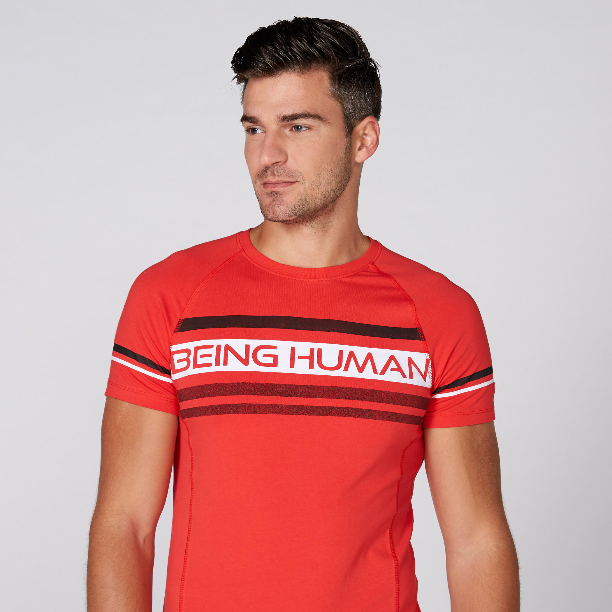 تيشيرت بياقة مستديرة وأكمام قصيرة مع طبعات بيينج هيومان-men-clothing-tshirtsandpolos-tshirts-image-3