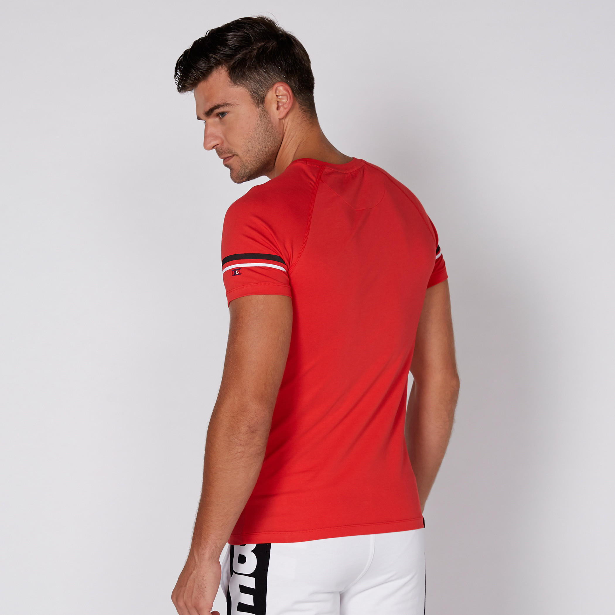 تيشيرت بياقة مستديرة وأكمام قصيرة مع طبعات بيينج هيومان-men-clothing-tshirtsandpolos-tshirts-image-4