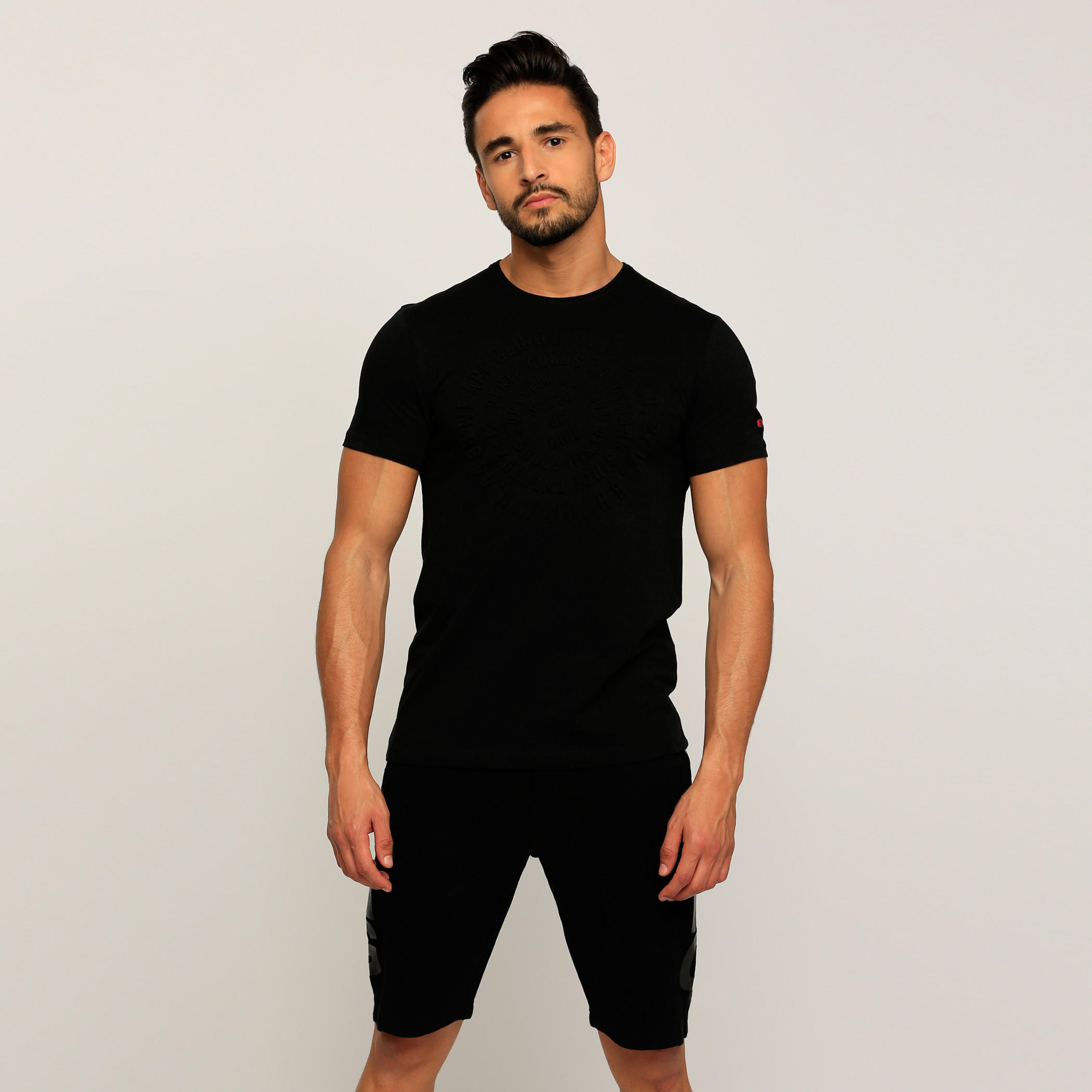 تيشيرت بياقة مستديرة وأكمام قصيرة من بيينج هيومان-men-clothing-tshirtsandpolos-tshirts-image-1