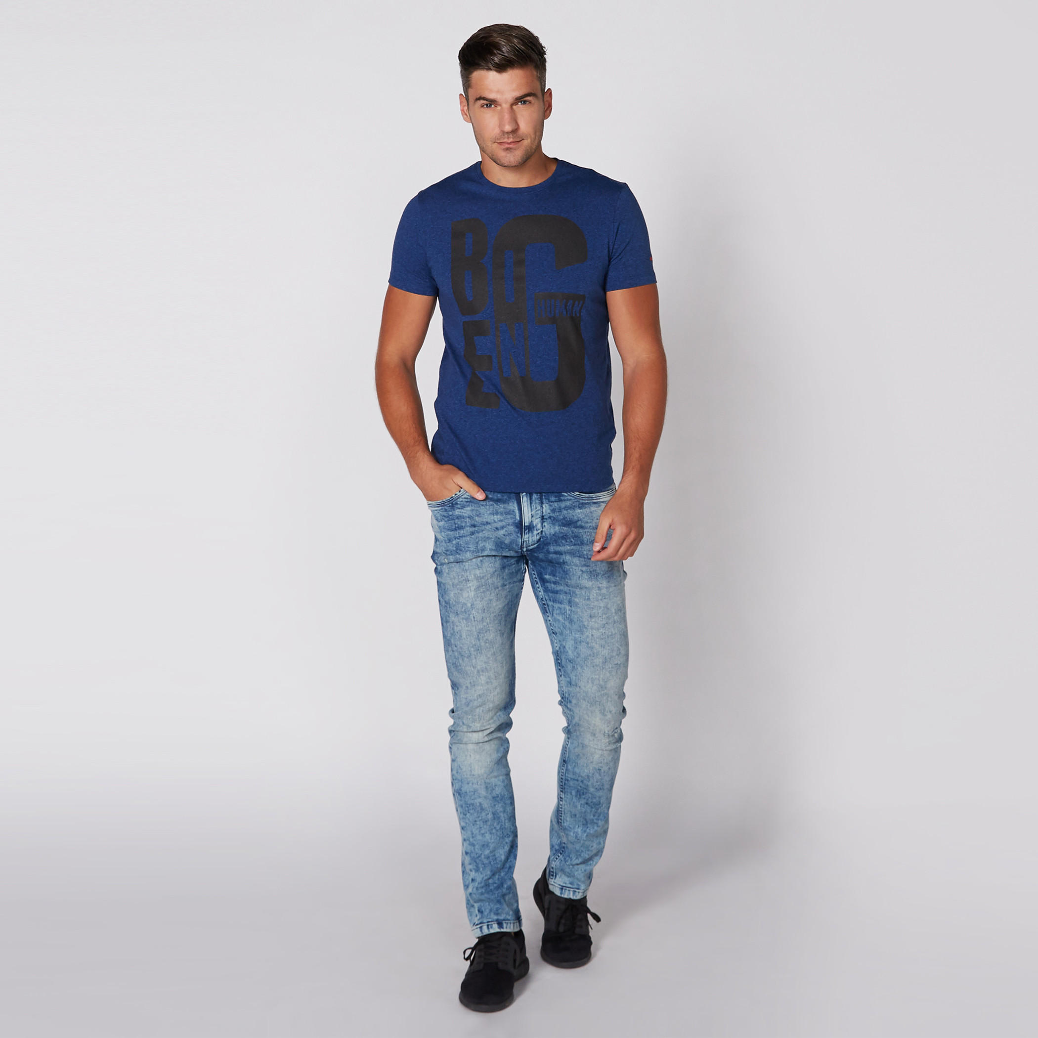 تيشيرت بياقة مستديرة وأكمام قصيرة مع طبعات بيينج هيومان-men-clothing-tshirtsandpolos-tshirts-image-3