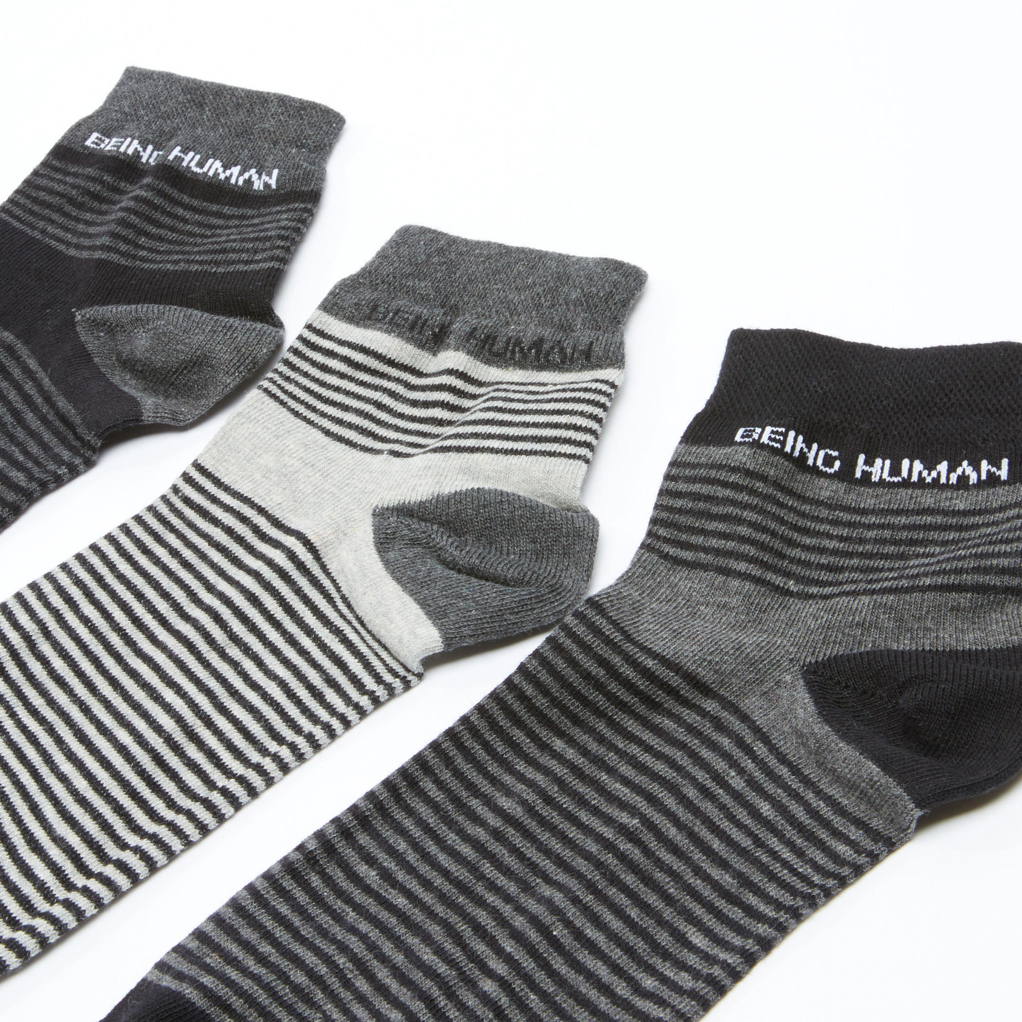 جوارب مقلّمة بطول الكاحل من بيينج هيومان - طقم من 3 أزواج-men-socks-image-3