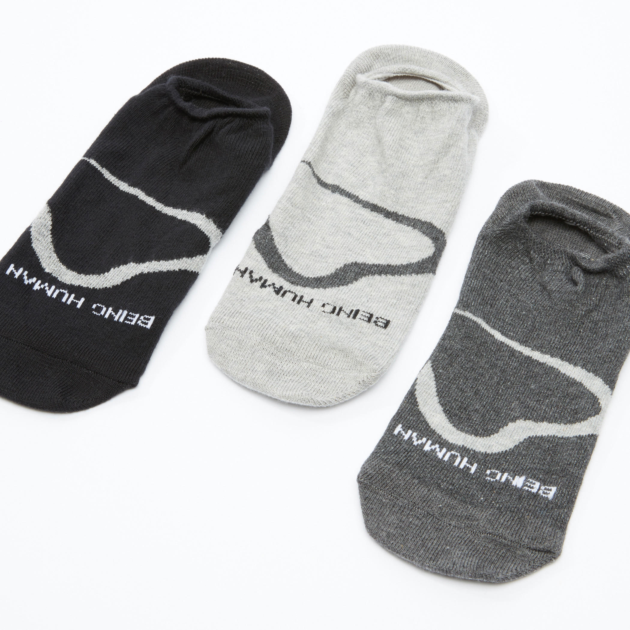 جوارب غير مرئية بطبعات بيينج هيومان - طقم من 3 أزواج-men-socks-image-1