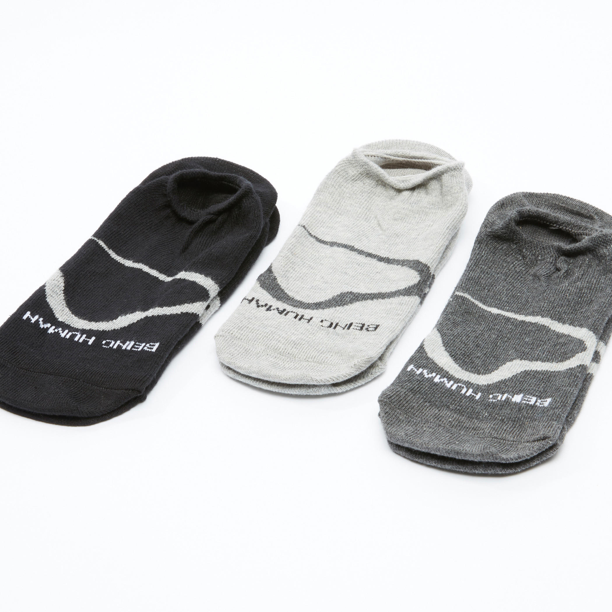 جوارب غير مرئية بطبعات بيينج هيومان - طقم من 3 أزواج-men-socks-image-3