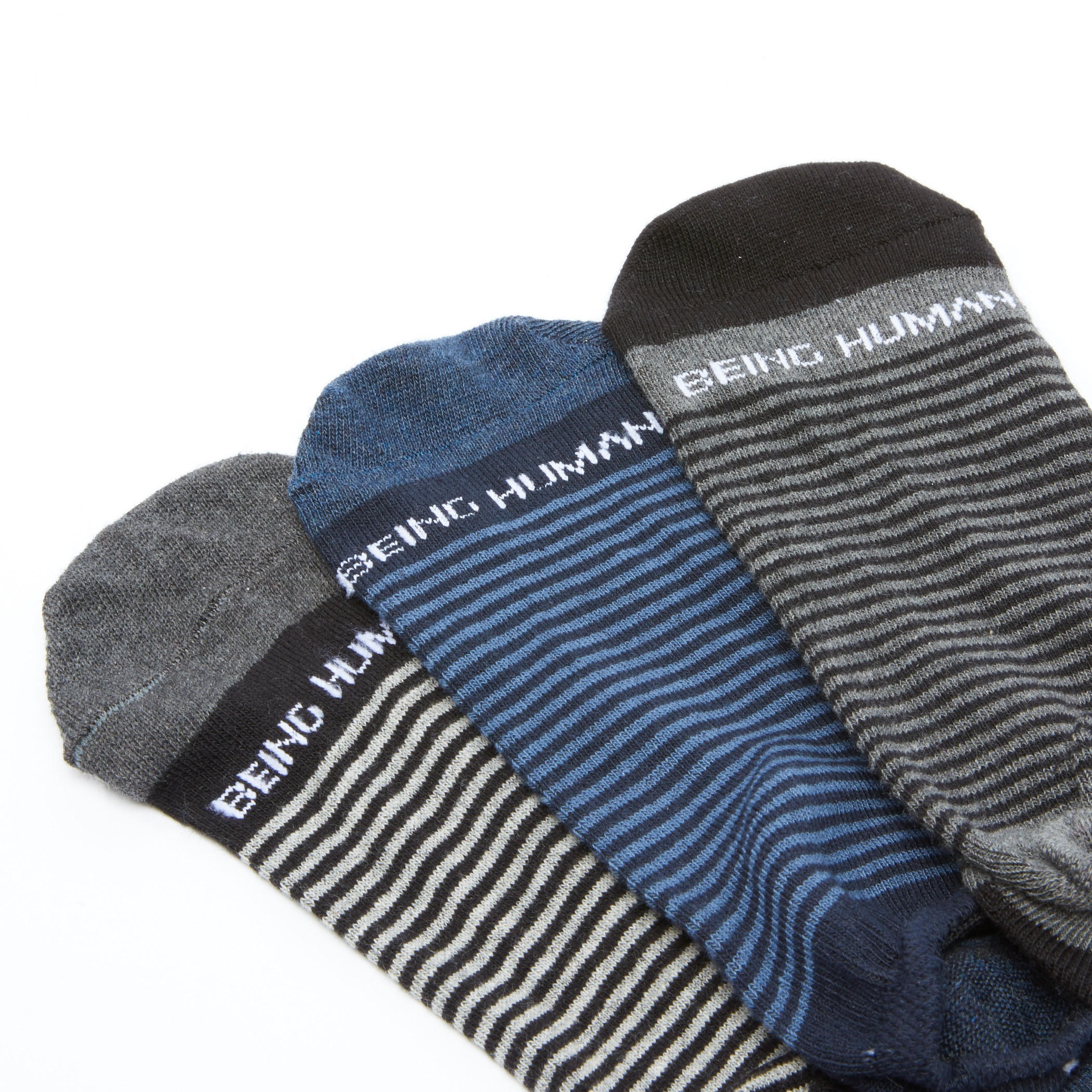 جوارب مقلّمة بطول الكاحل من بيينج هيومان-men-socks-image-3