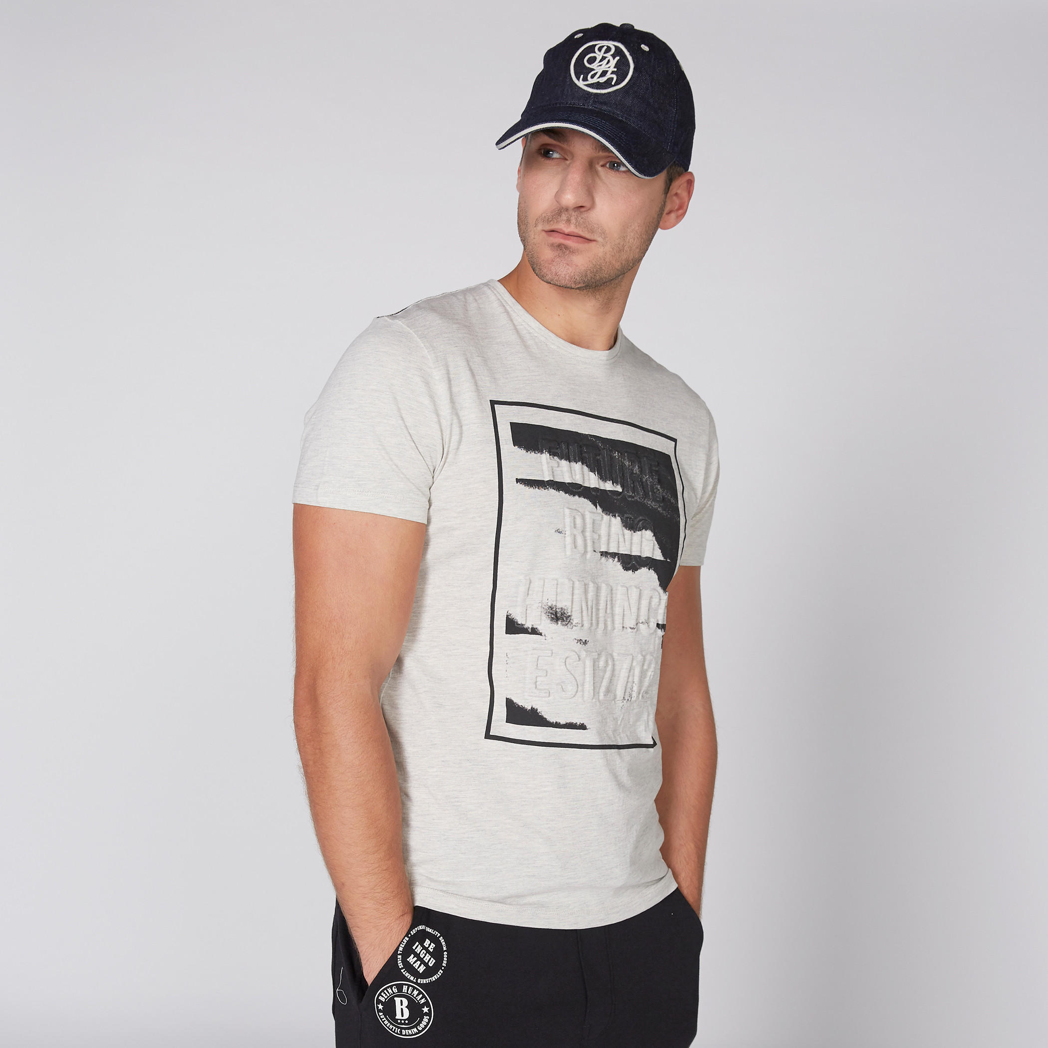 قبعة كاب بثنية إغلاق وتطريز بيينج هيومان-men-caps-image-2