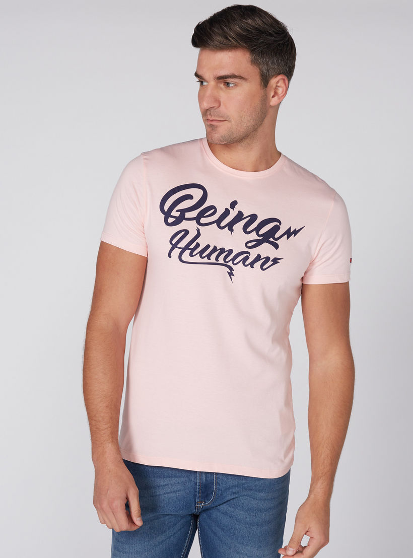 تيشيرت بياقة مستديرة وأكمام قصيرة وطبعات بيينج هيومان-men-clothing-tshirtsandpolos-tshirts-image-1