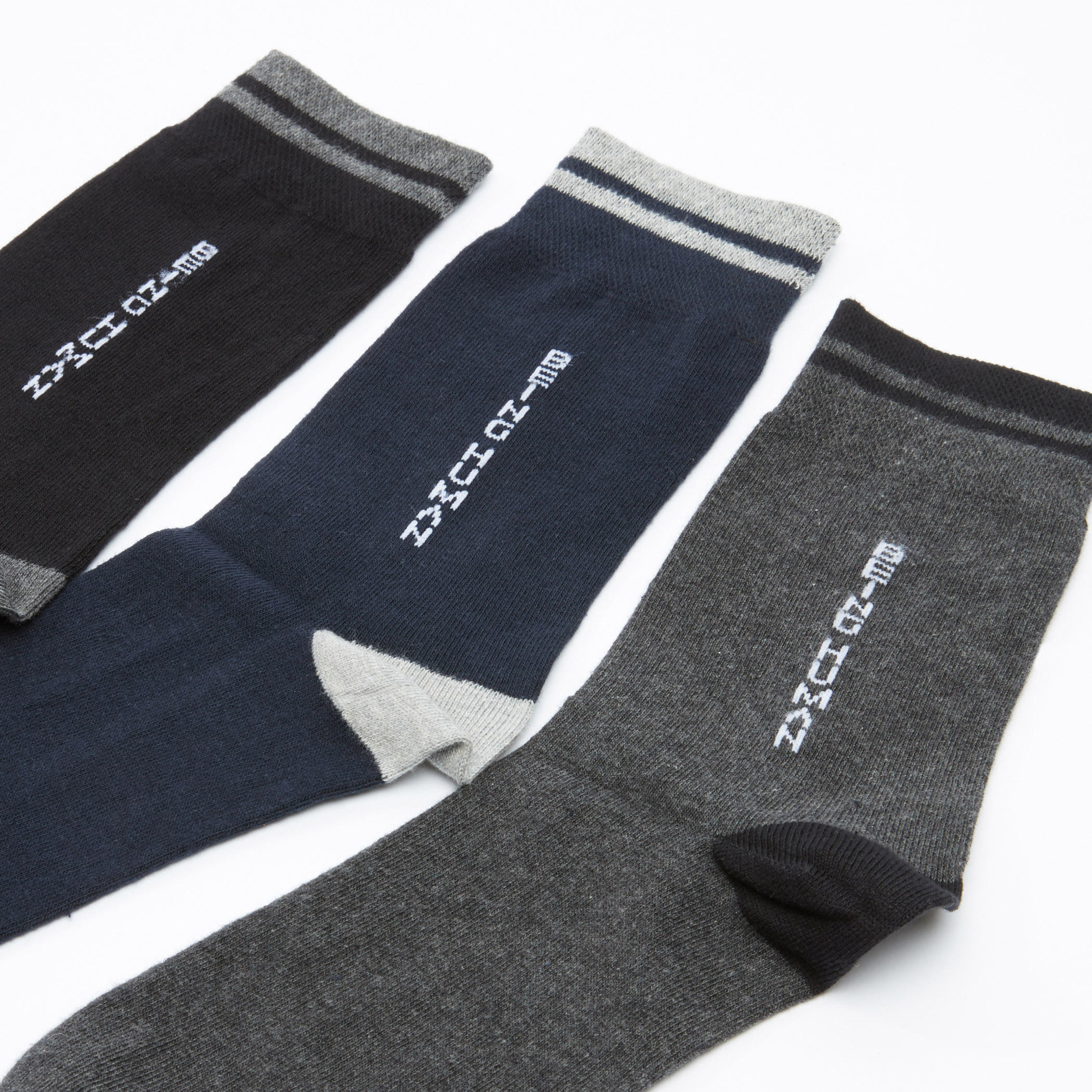 جوارب متوسطة الطول من بيينج هيومان - طقم من 3 أزواج-men-socks-image-3