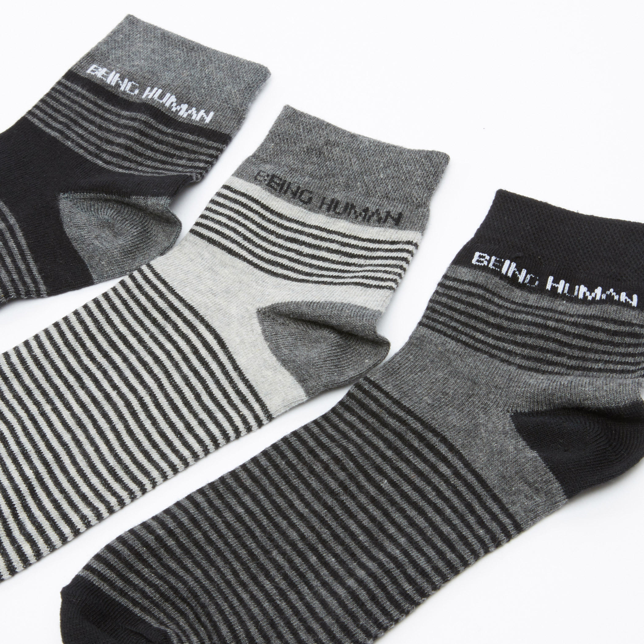 جوارب مقلّمة بطول الكاحل من بيينج هيومان - طقم من 3 أزواج-men-socks-image-3