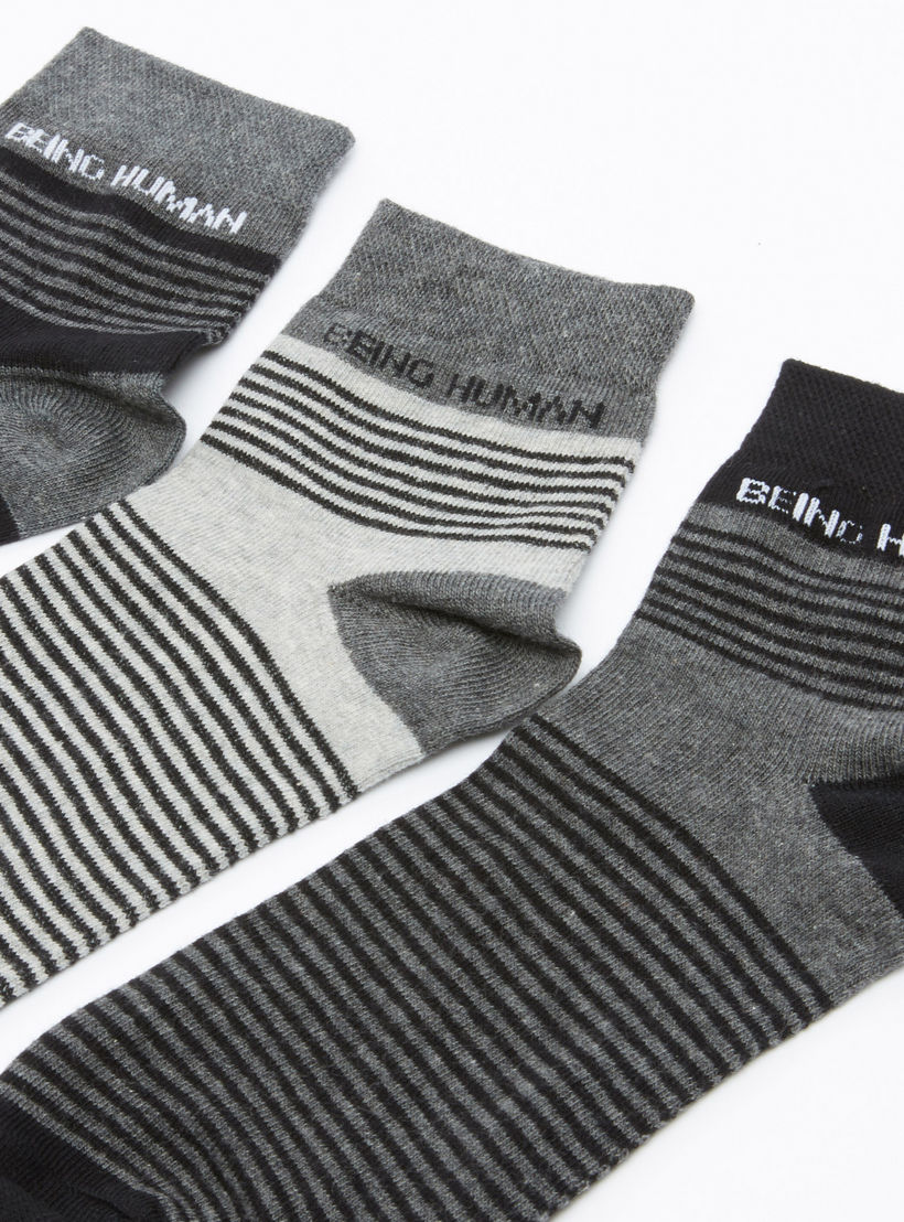 جوارب مقلّمة بطول الكاحل من بيينج هيومان - طقم من 3 أزواج-men-socks-image-3