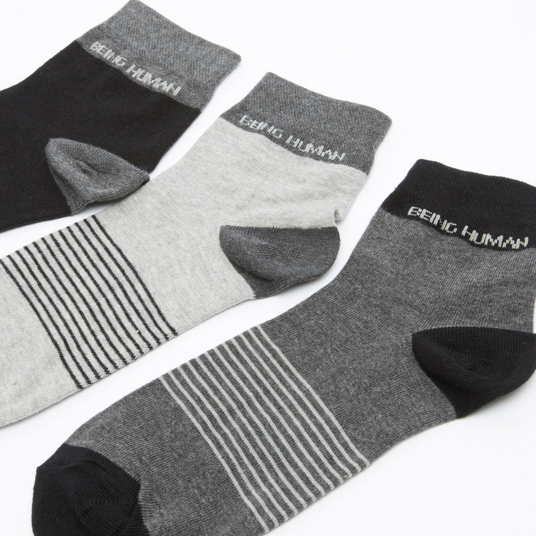 جوارب مقلّمة بطول الكاحل من بيينج هيومان - طقم من 3 أزواج-men-socks-image-3