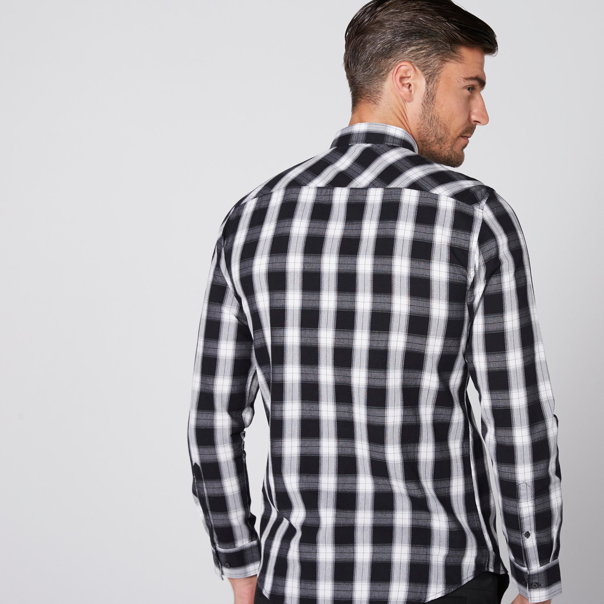 قميص كاروهات بأكمام طويلة وأزرار بيينج هيومان-men-clothing-shirts-image-2