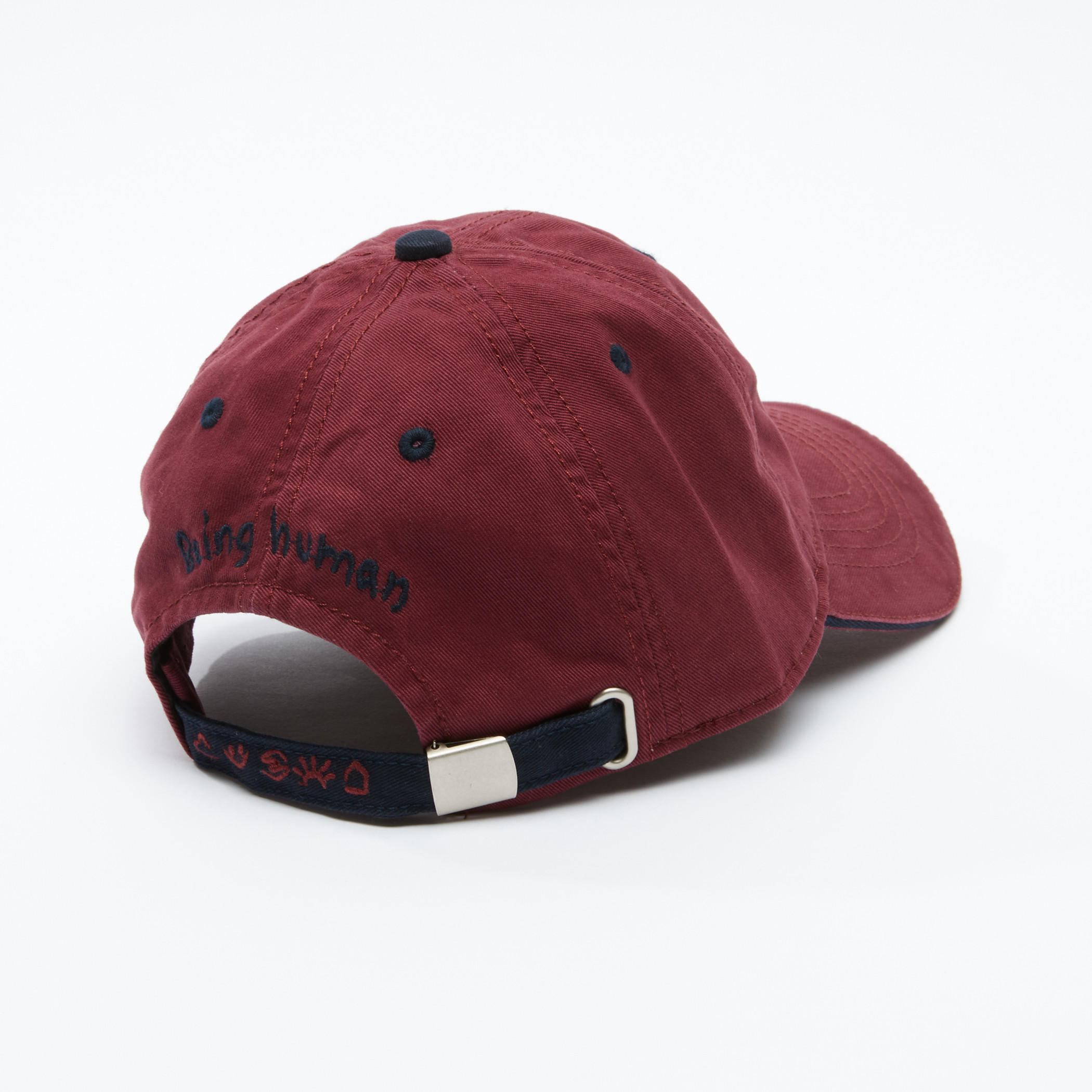 قبعة كاب مطرّزة بثنية إغلاق من بيينج هيومان-men-caps-image-3