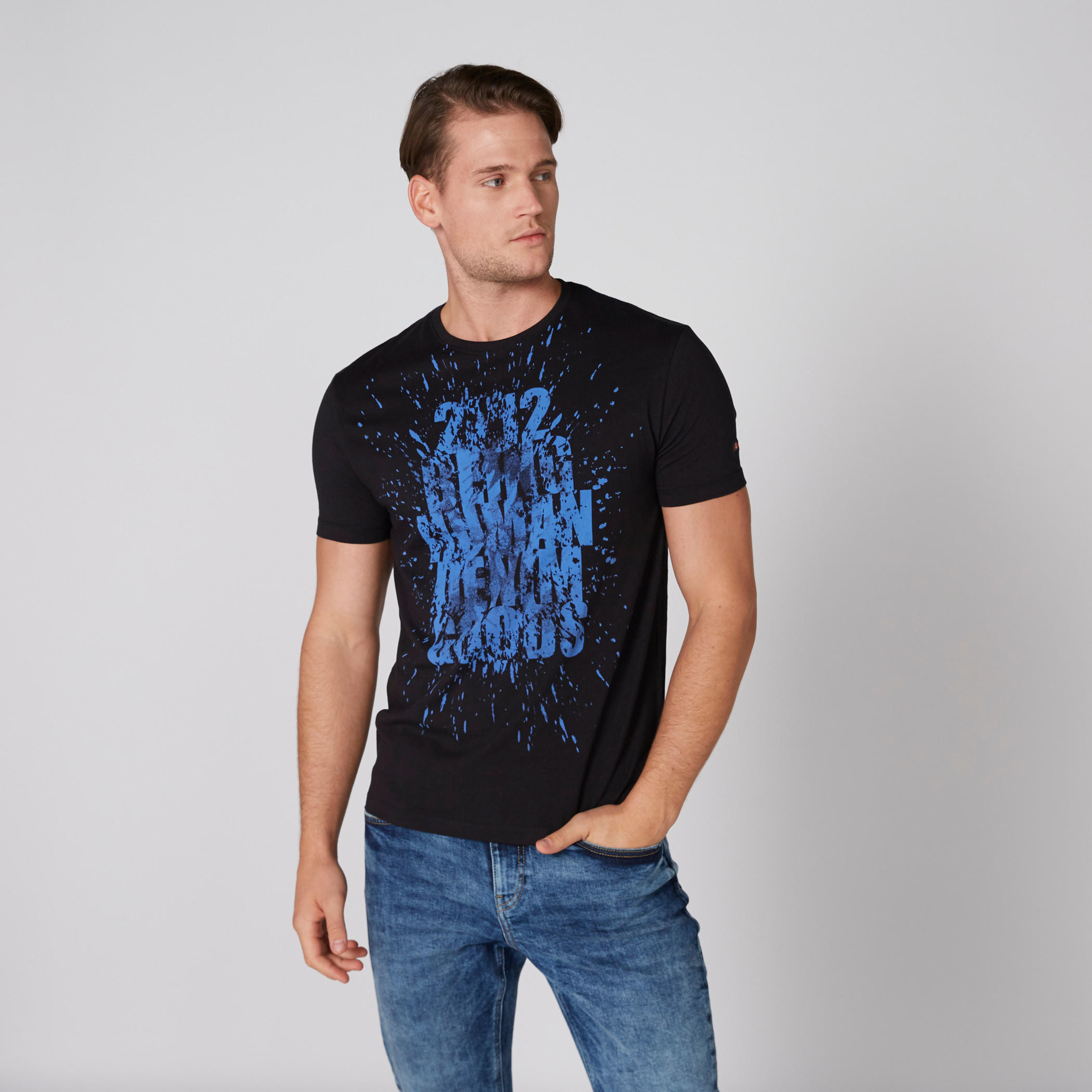 تيشيرت بياقة مستديرة وأكمام قصيرة وطبعات بيينج هيومان-men-clothing-tshirtsandpolos-tshirts-image-1