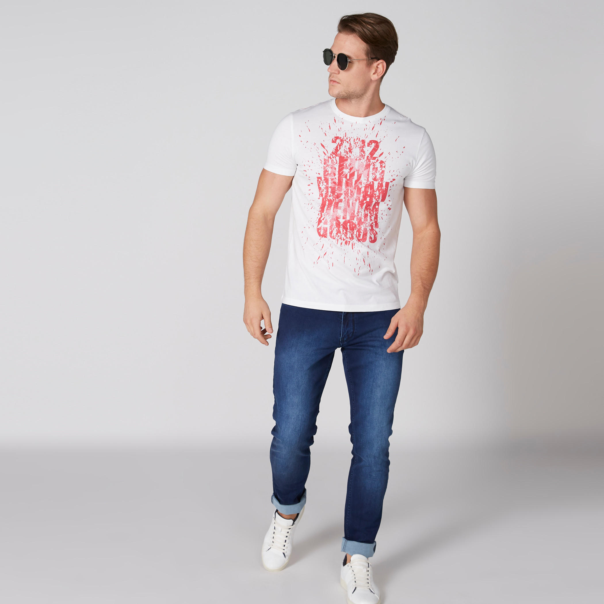 تيشيرت بياقة مستديرة وأكمام قصيرة وطبعات بيينج هيومان-men-clothing-tshirtsandpolos-tshirts-image-1