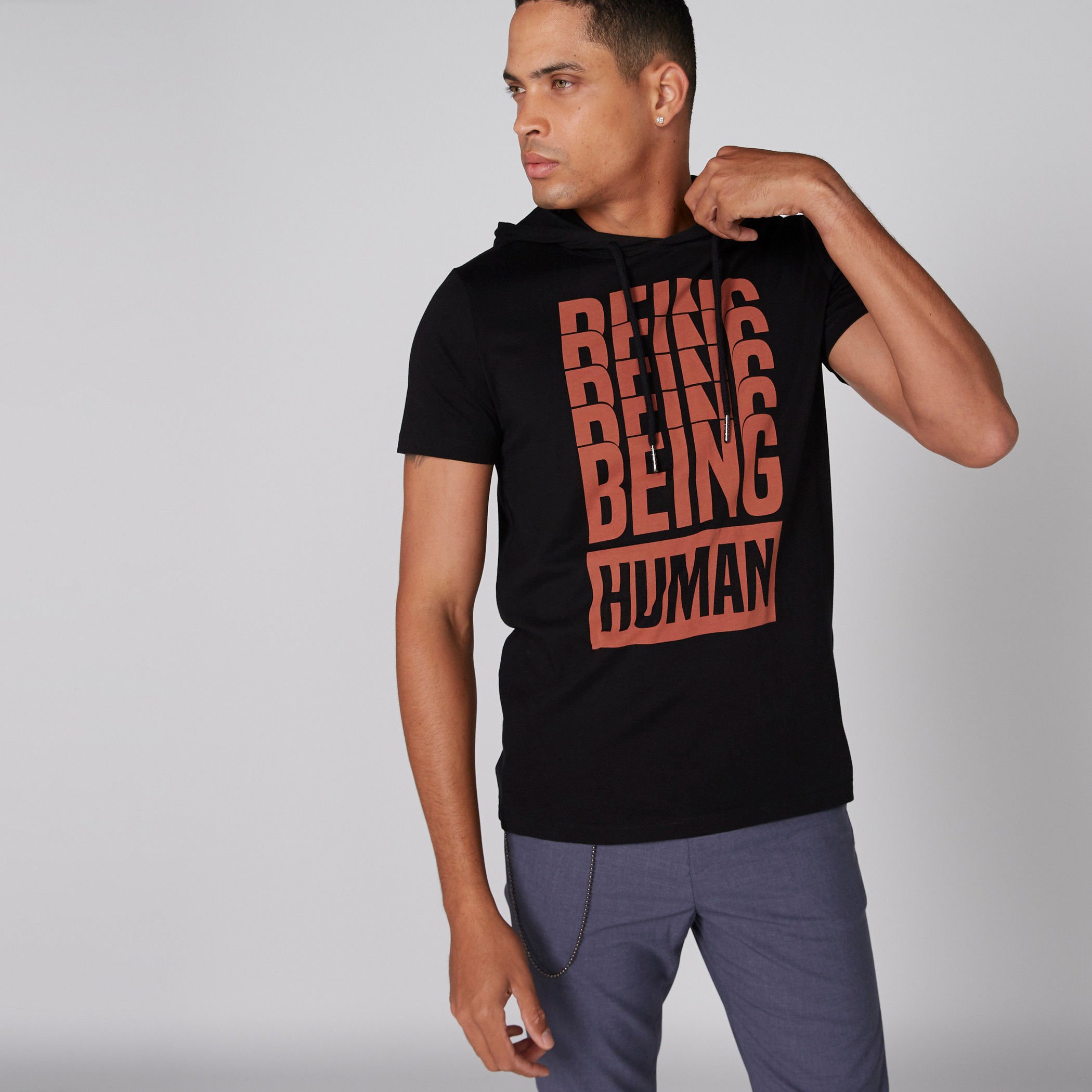 تيشيرت بأكمام قصيرة وقبعة وطبعات بيينج هيومان-men-clothing-tshirtsandpolos-tshirts-image-1