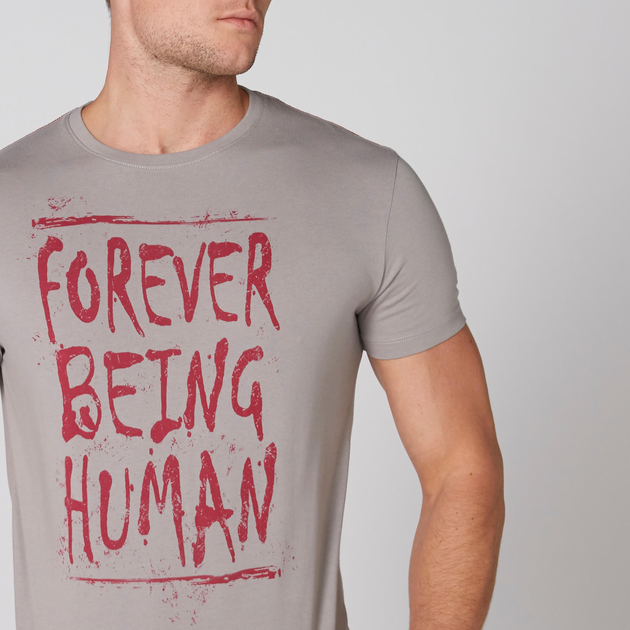 تيشيرت بياقة مستديرة وأكمام قصيرة وطبعات بيينج هيومان-men-clothing-tshirtsandpolos-tshirts-image-4