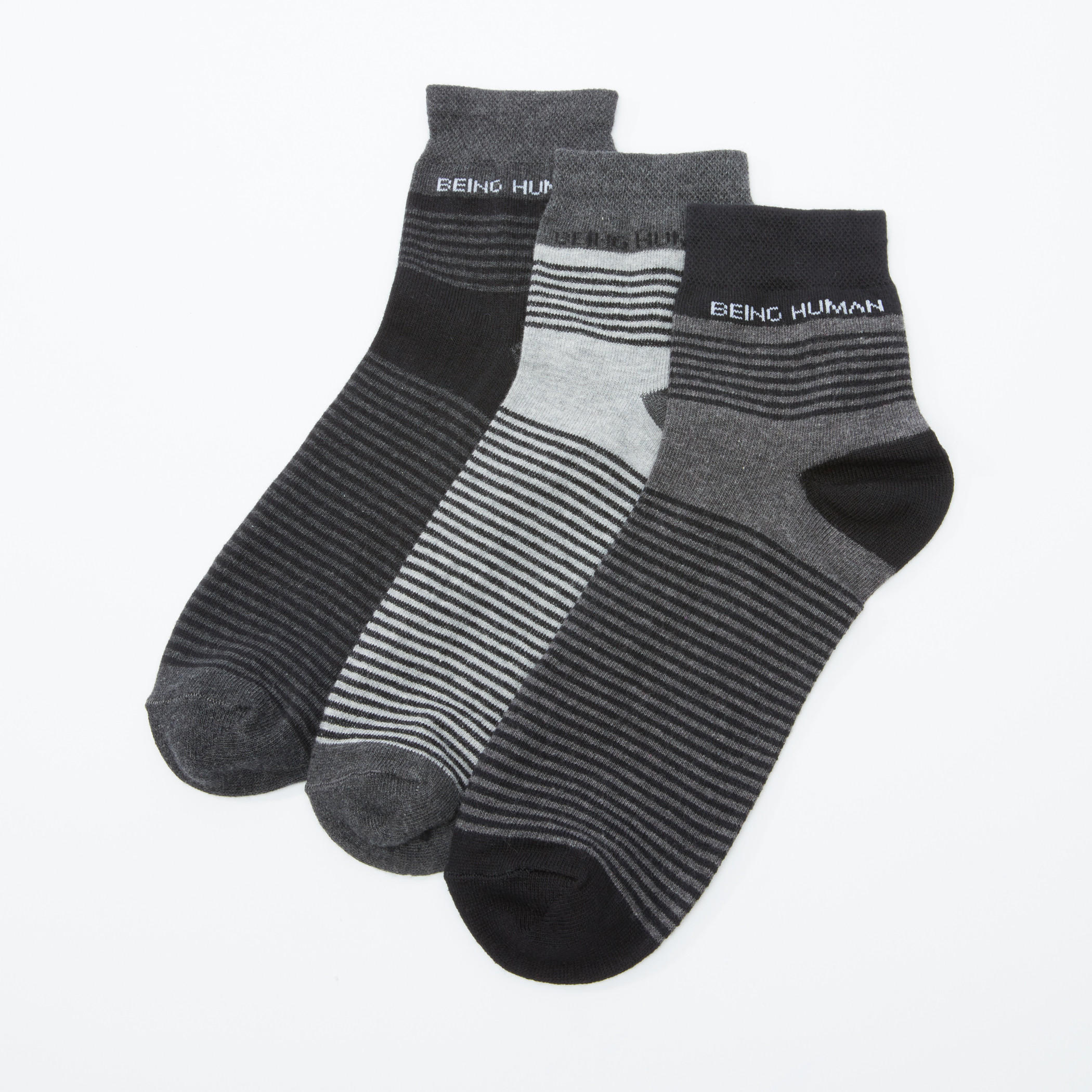 جوارب مقلّمة بطول الكاحل من بيينج هيومان - طقم من 3 أزواج-men-socks-image-1