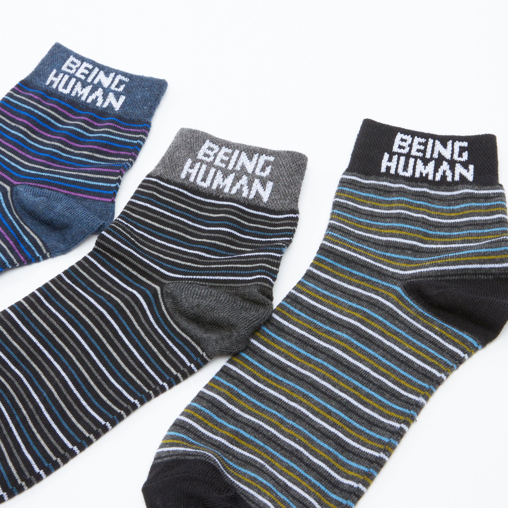 جوارب مقلّمة بطول الكاحل من بيينج هيومان - طقم من 3 أزواج-men-socks-image-3