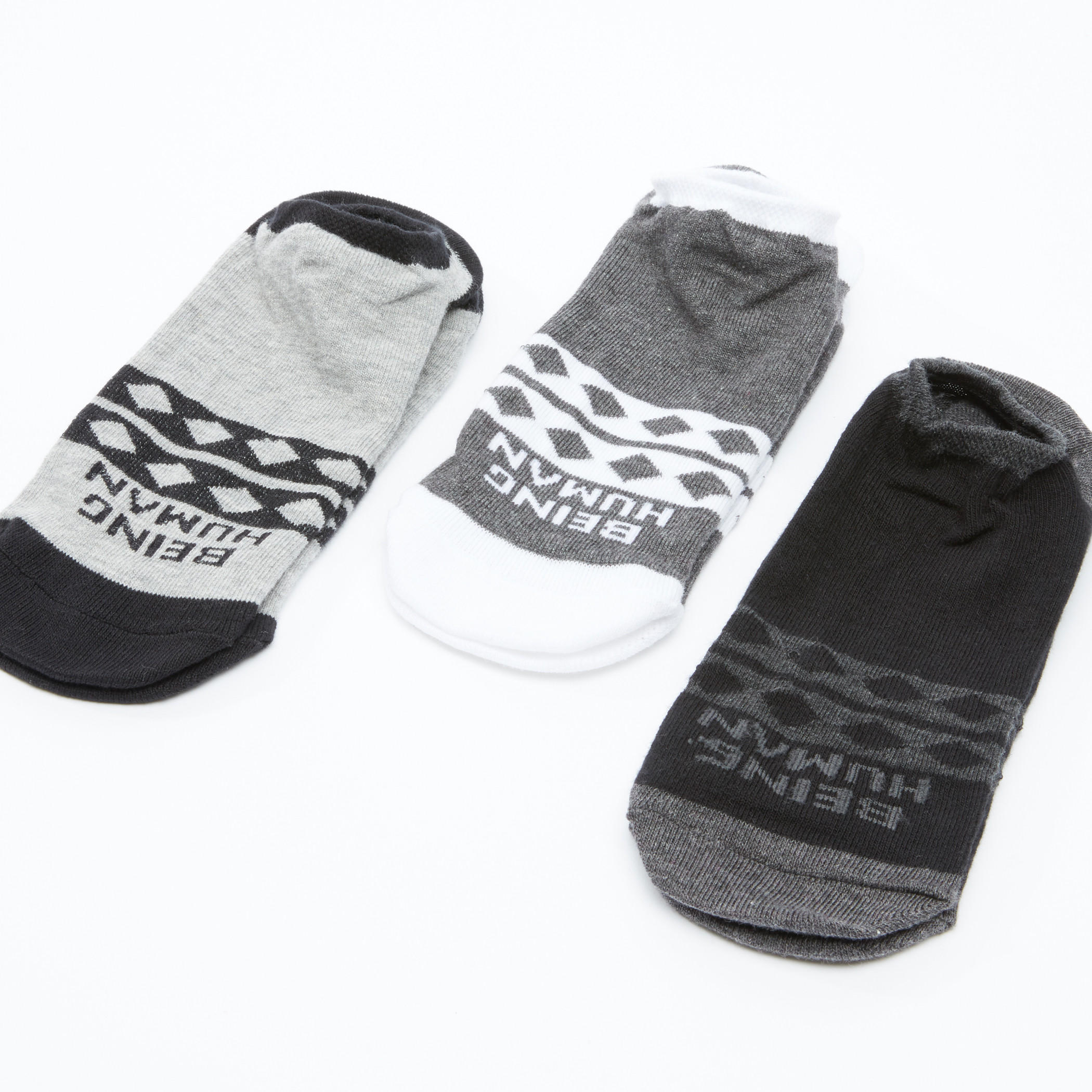 جوارب بطول الكاحل وطبعات بيينج هيومان - طقم من 3 أزواج-men-socks-image-3