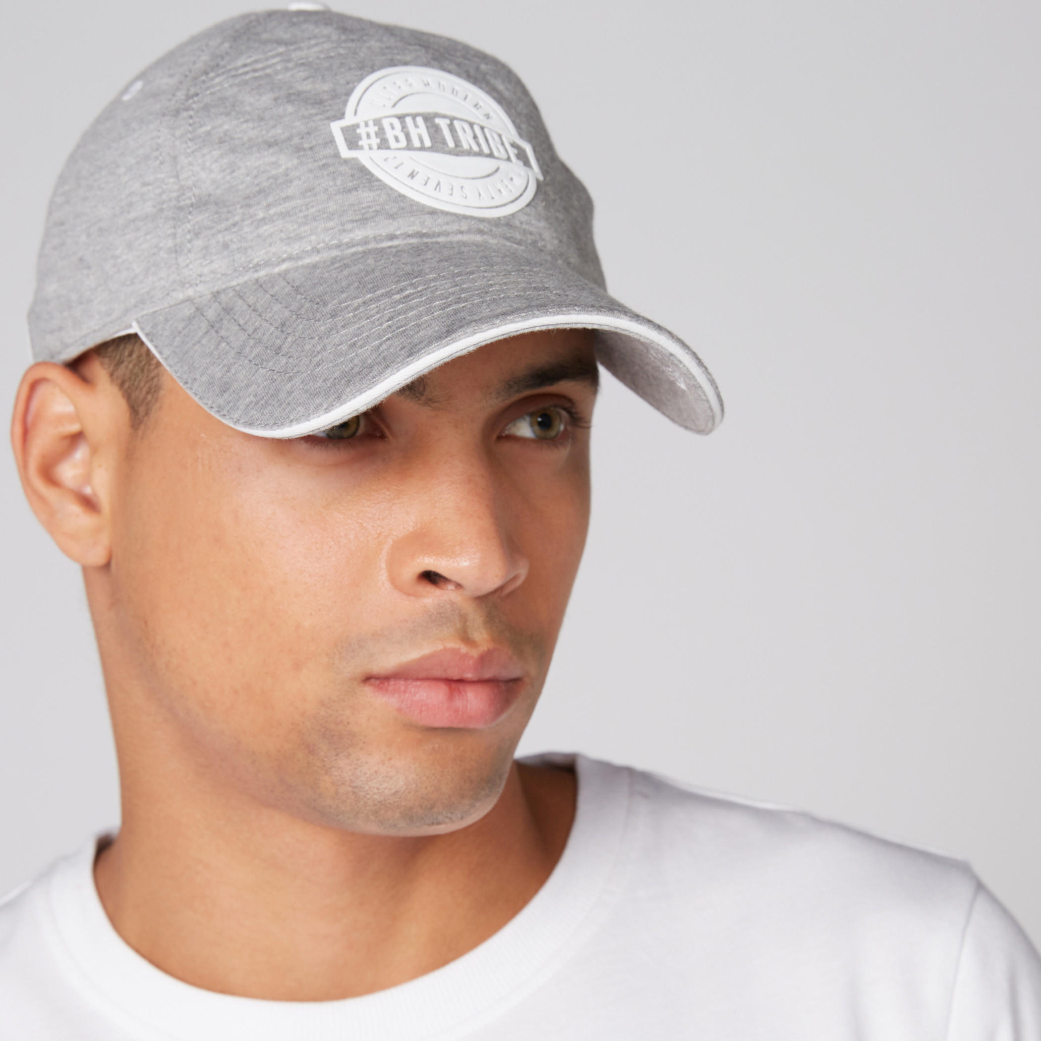 قبعة كاب بثنية إغلاق وطبعات بيينج هيومان-men-caps-image-2
