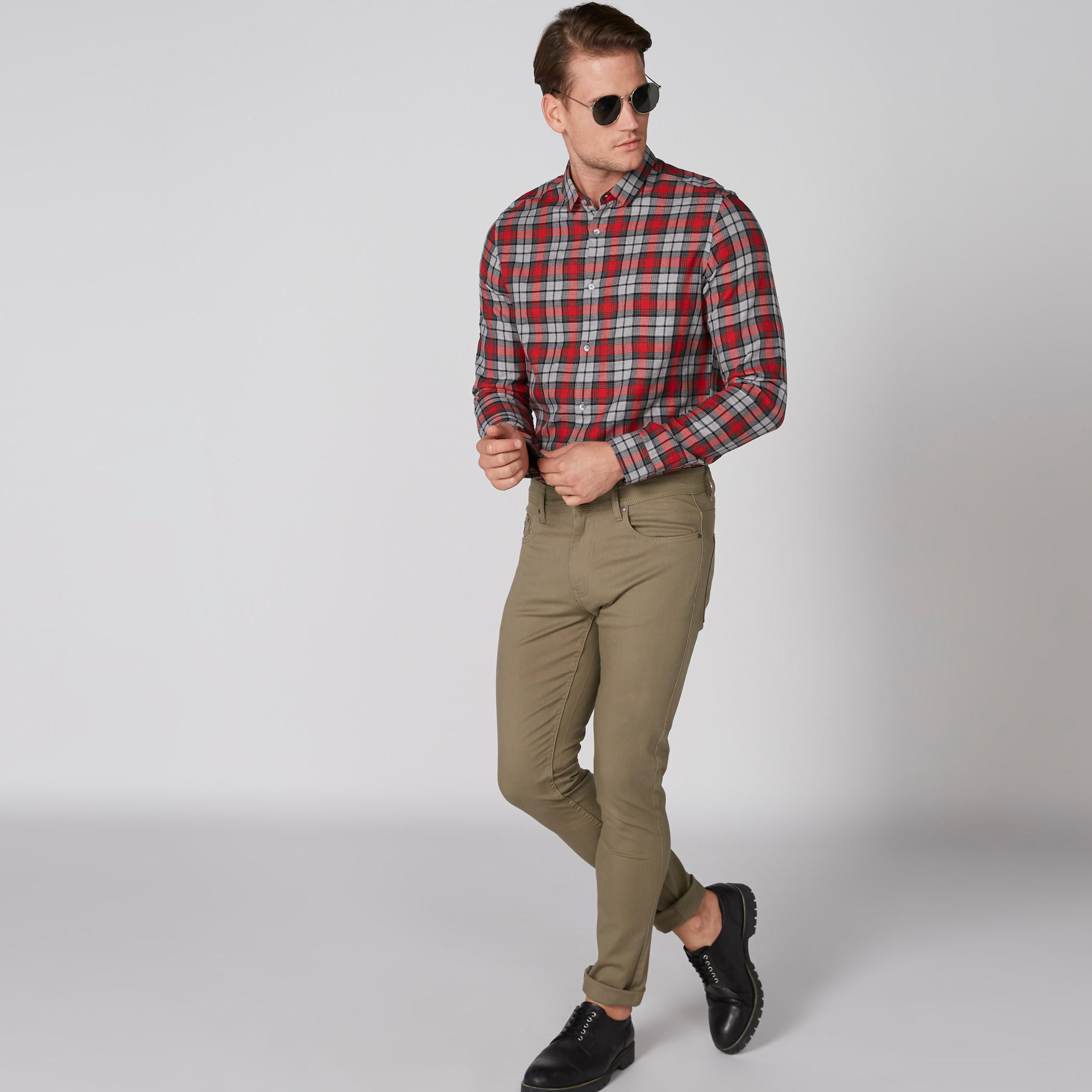 قميص كاروهات بأكمام طويلة وأزرار بيينج هيومان-men-clothing-shirts-image-3
