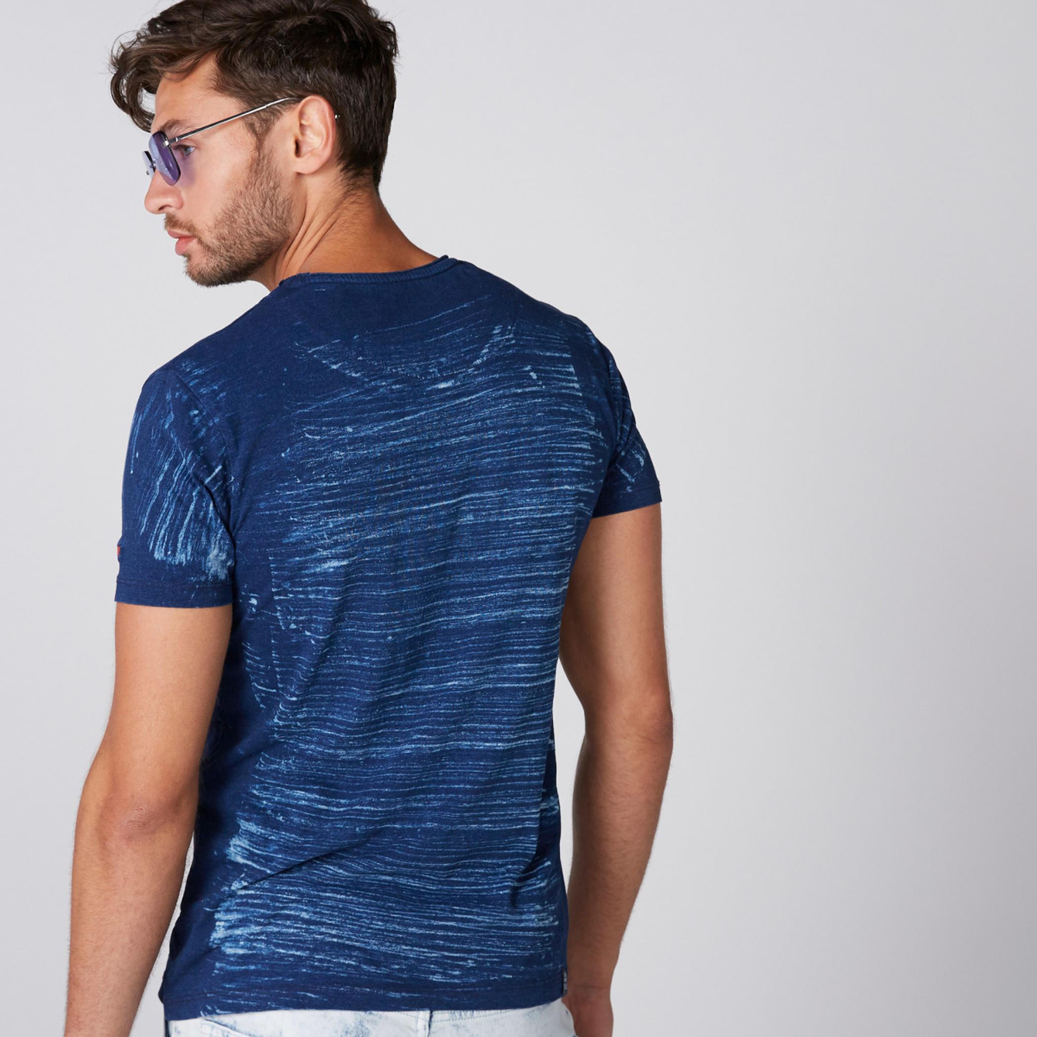 تيشيرت بياقة مستديرة وأكمام قصيرة وطبعات بيينج هيومان-men-clothing-tshirtsandpolos-tshirts-image-3