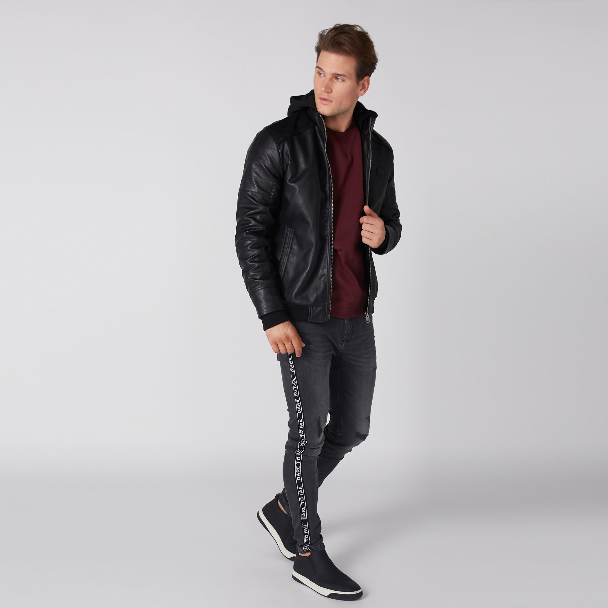 جاكيت بومبر بأكمام طويلة وسحاب إغلاق وقبعة من بيينج هيومن-men-clothing-jacketsandblazers-jackets-image-1