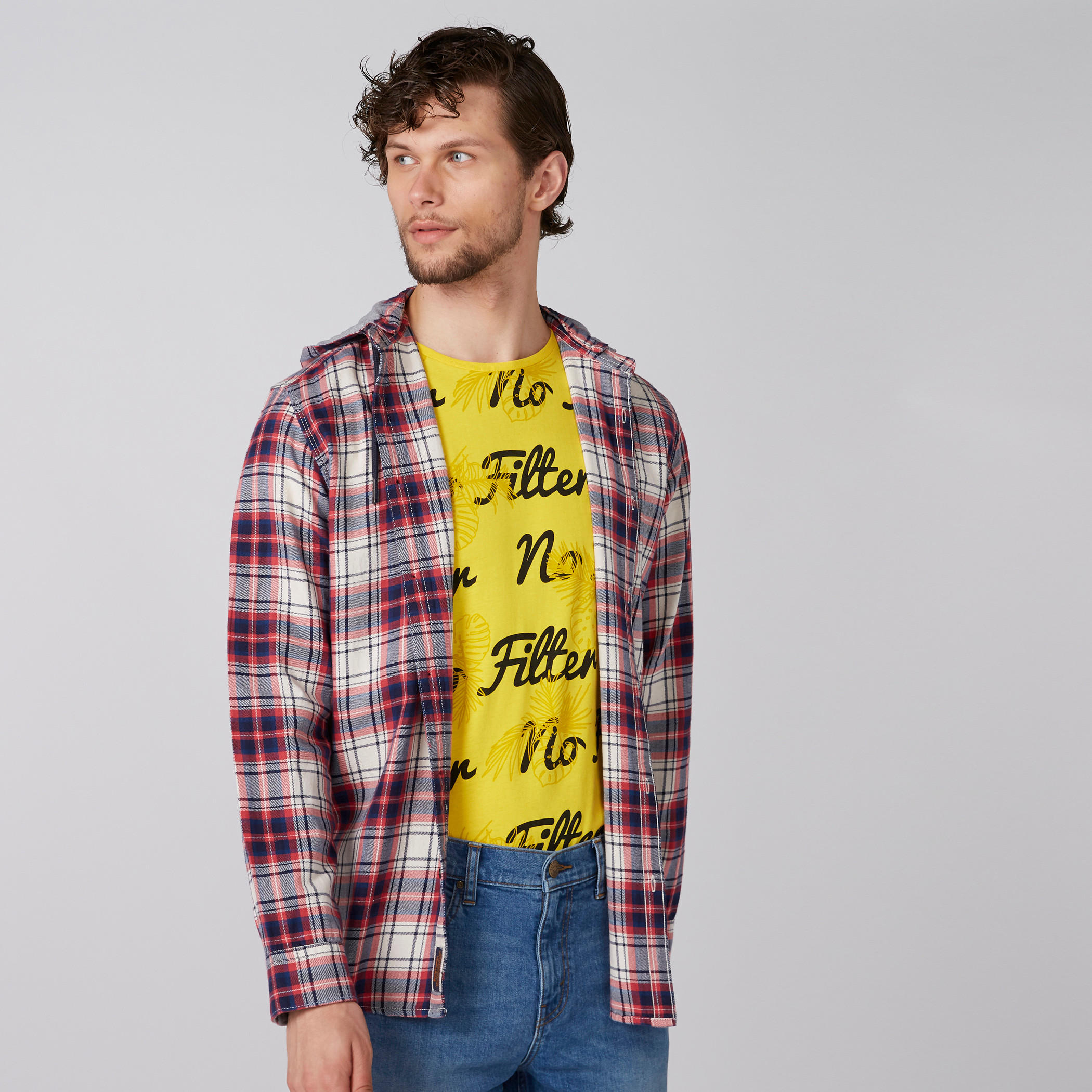 قميص كاروهات بأكمام طويلة وقبعة من بيينج هيومان-men-clothing-shirts-image-1