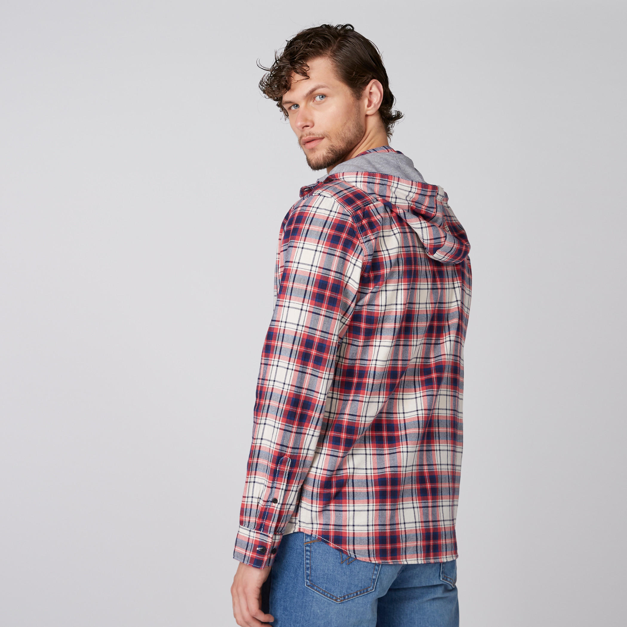 قميص كاروهات بأكمام طويلة وقبعة من بيينج هيومان-men-clothing-shirts-image-4