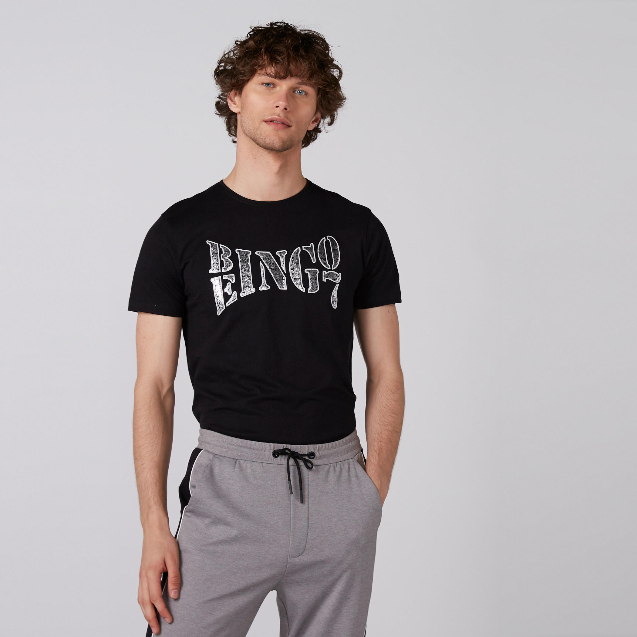 تيشيرت بطبعات وياقة ضيقة وأكمام قصيرة من بيينج هيومان-men-clothing-tshirtsandpolos-tshirts-image-3