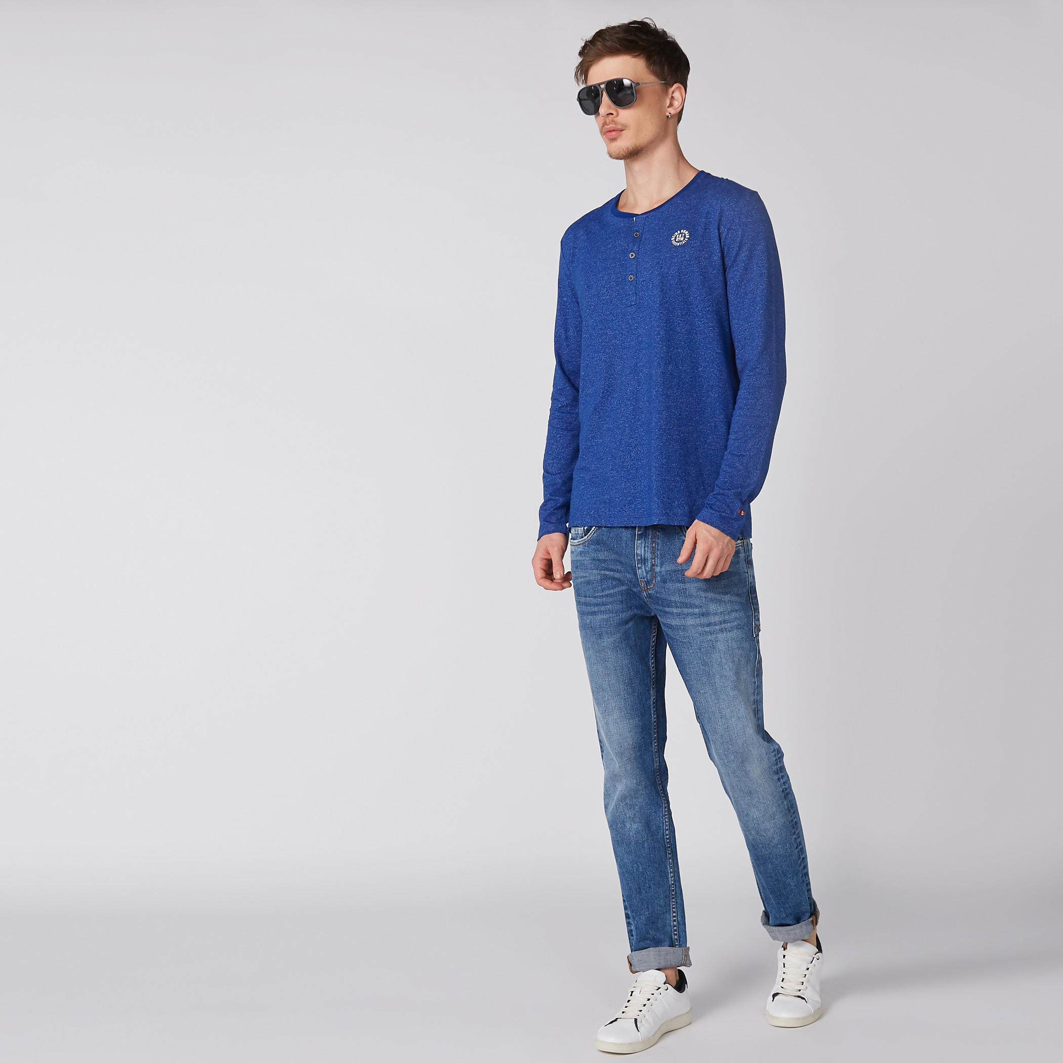 تيشيرت بارز الملمس بياقة هينلي وأكمام طويلة من بيينج هيومان-men-clothing-tshirtsandpolos-tshirts-image-6