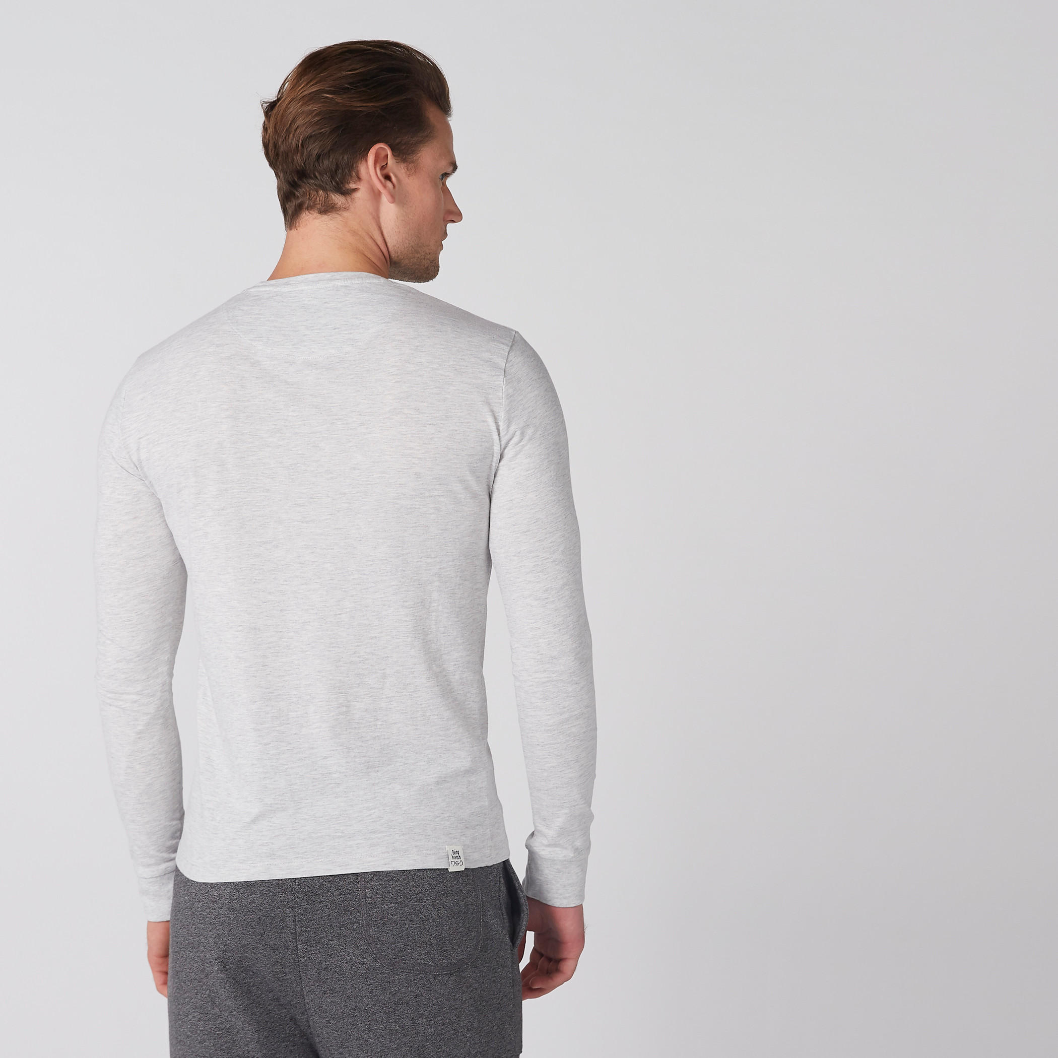 تيشيرت بياقة مستديرة وأكمام طويلة وطبعات بيينج هيومان-men-clothing-tshirtsandpolos-tshirts-image-3