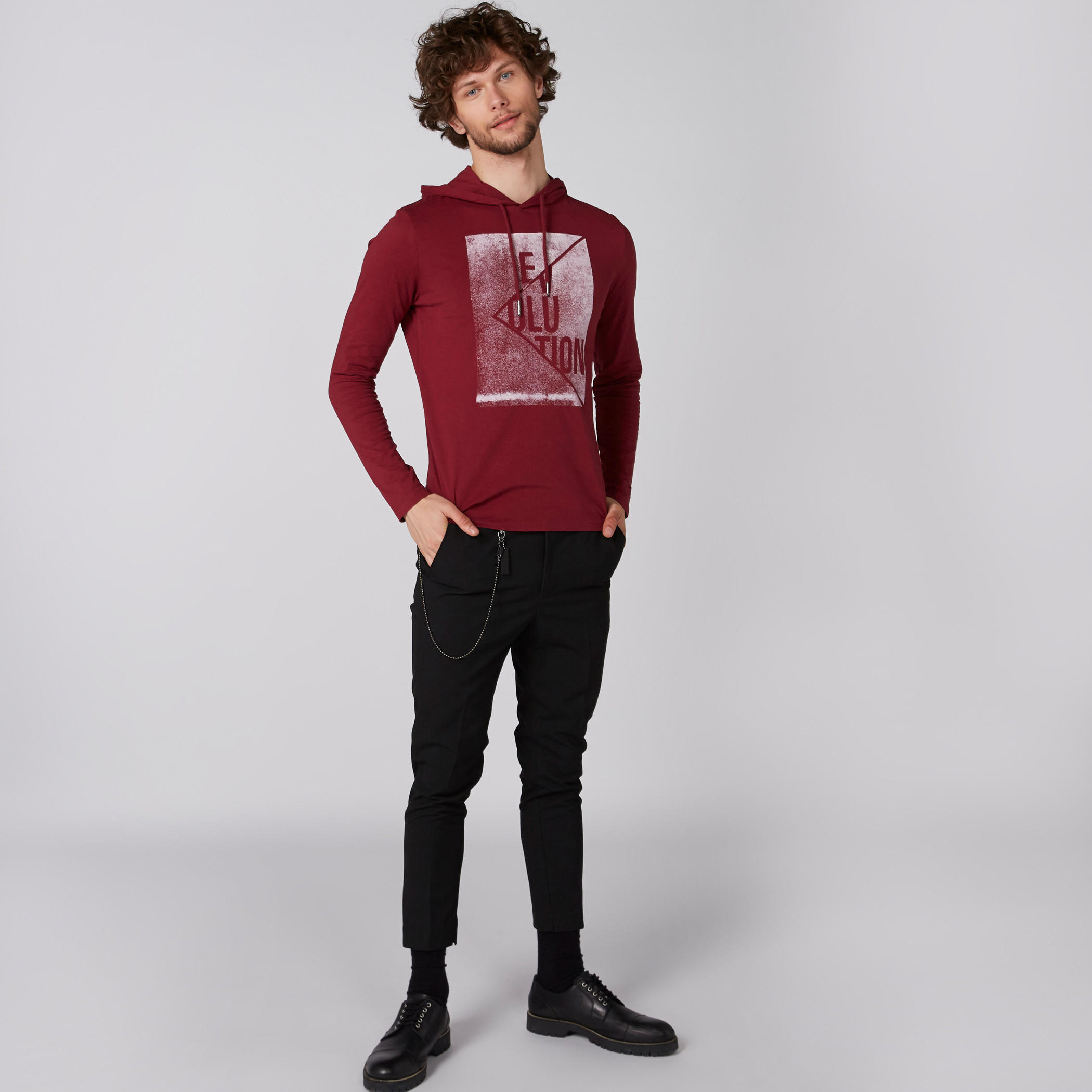 تيشيرت بأكمام طويلة وقبعة وطبعات بيينج هيومان-men-clothing-tshirtsandpolos-tshirts-image-4