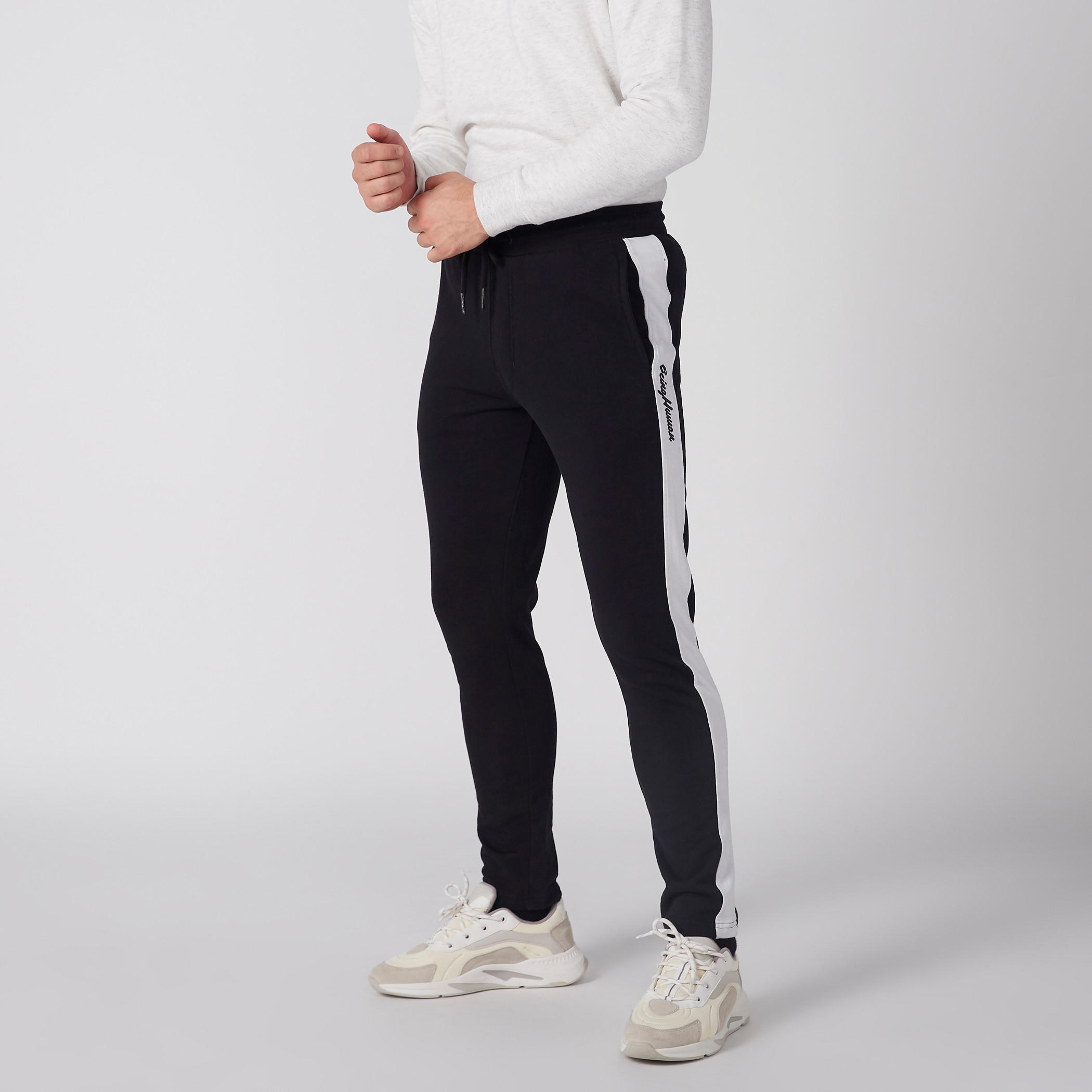 بنطال طويل برباط من بيينج هيومن-men-clothing-bottoms-trousersandchinos-trousers-image-1