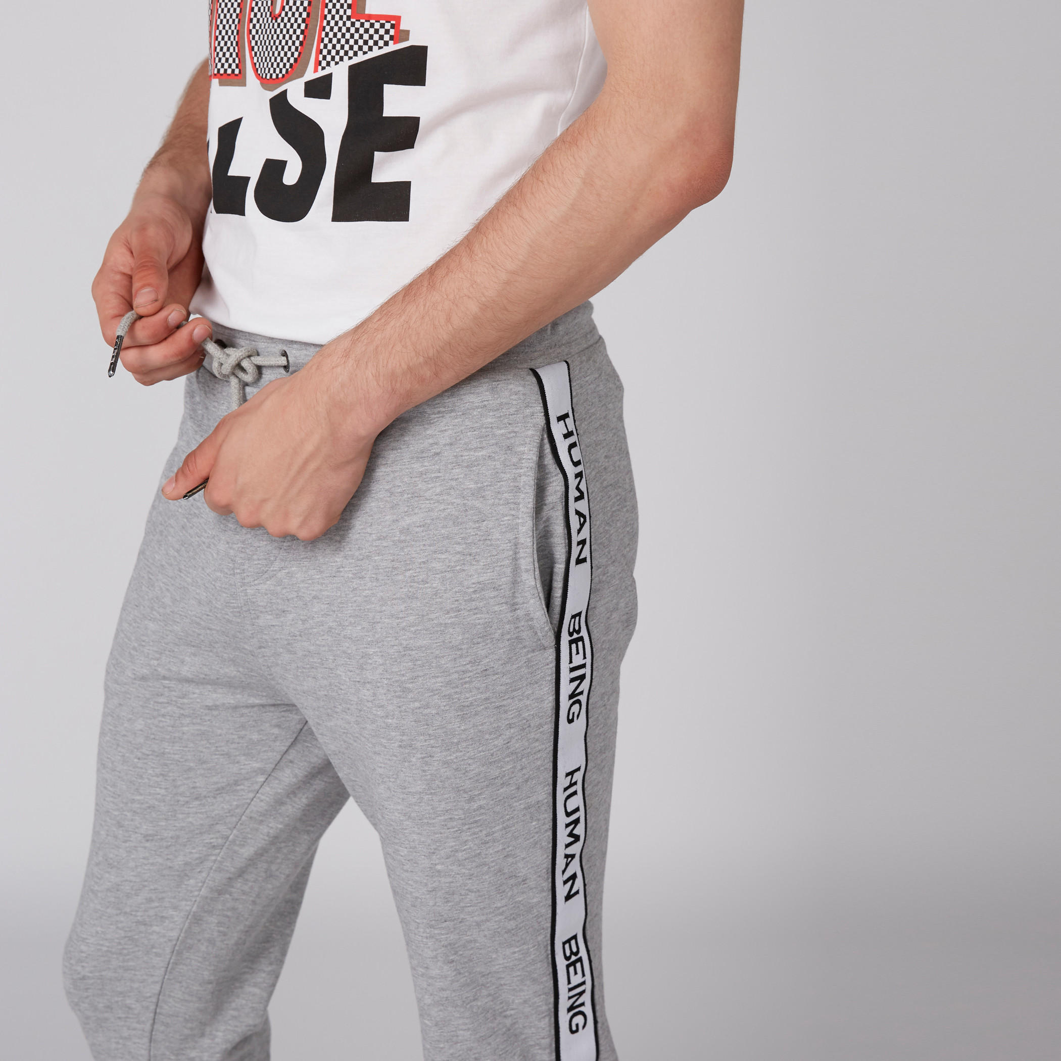 بنطال رياضي طويل بخصر مطّاطي من بيينج هيومان-men-clothing-bottoms-joggers-image-3