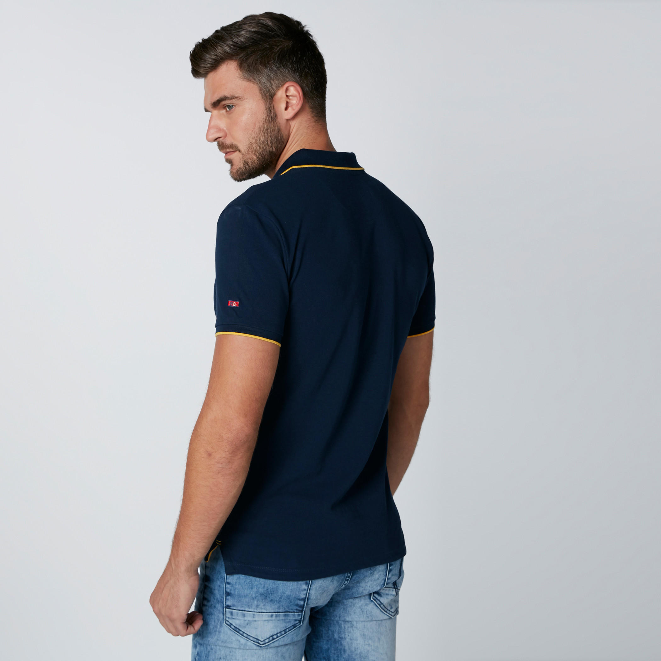 تيشيرت بياقة بولو وأكمام قصيرة وتطريز بيينج هيومان-men-clothing-tshirtsandpolos-polos-image-3