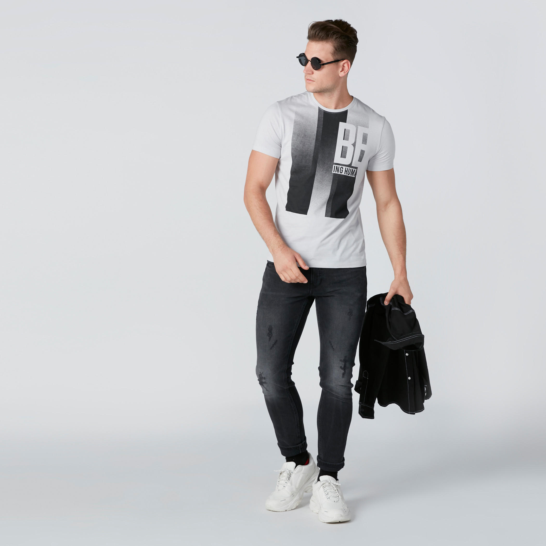 تيشيرت بطبعات وقصّة سليم فيت وأكمام قصيرة من بيينج هيومن-men-clothing-tshirtsandpolos-tshirts-image-1