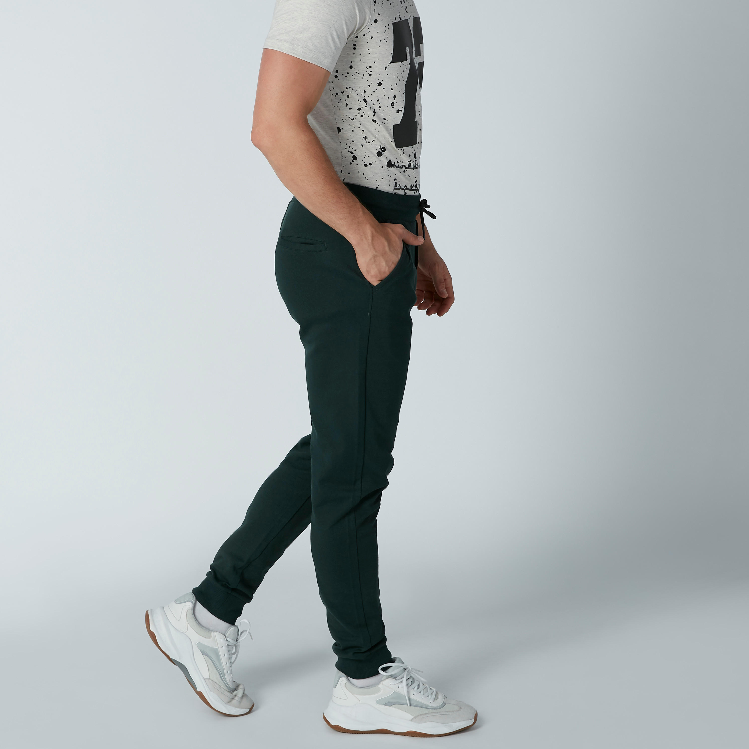 بنطال رياضي طويل بقصّة عاديّة وخصر متوسط الارتفاع من بيينج هيومان-men-clothing-bottoms-joggers-image-1