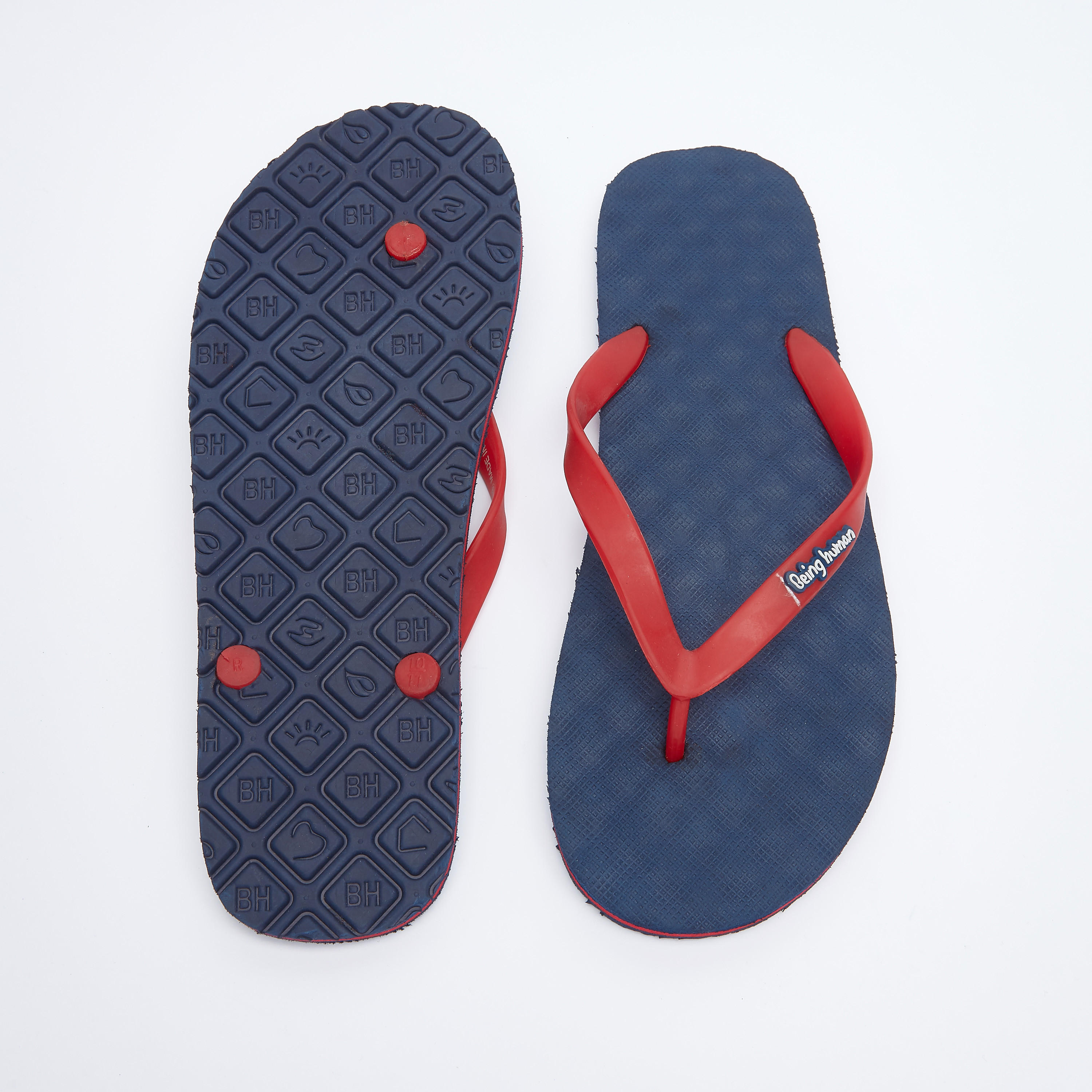 شبشب فليب فلوب بأحزمة مزيّنة بشعار بيينج هيومان-men-shoes-flipflopsandslides-image-4
