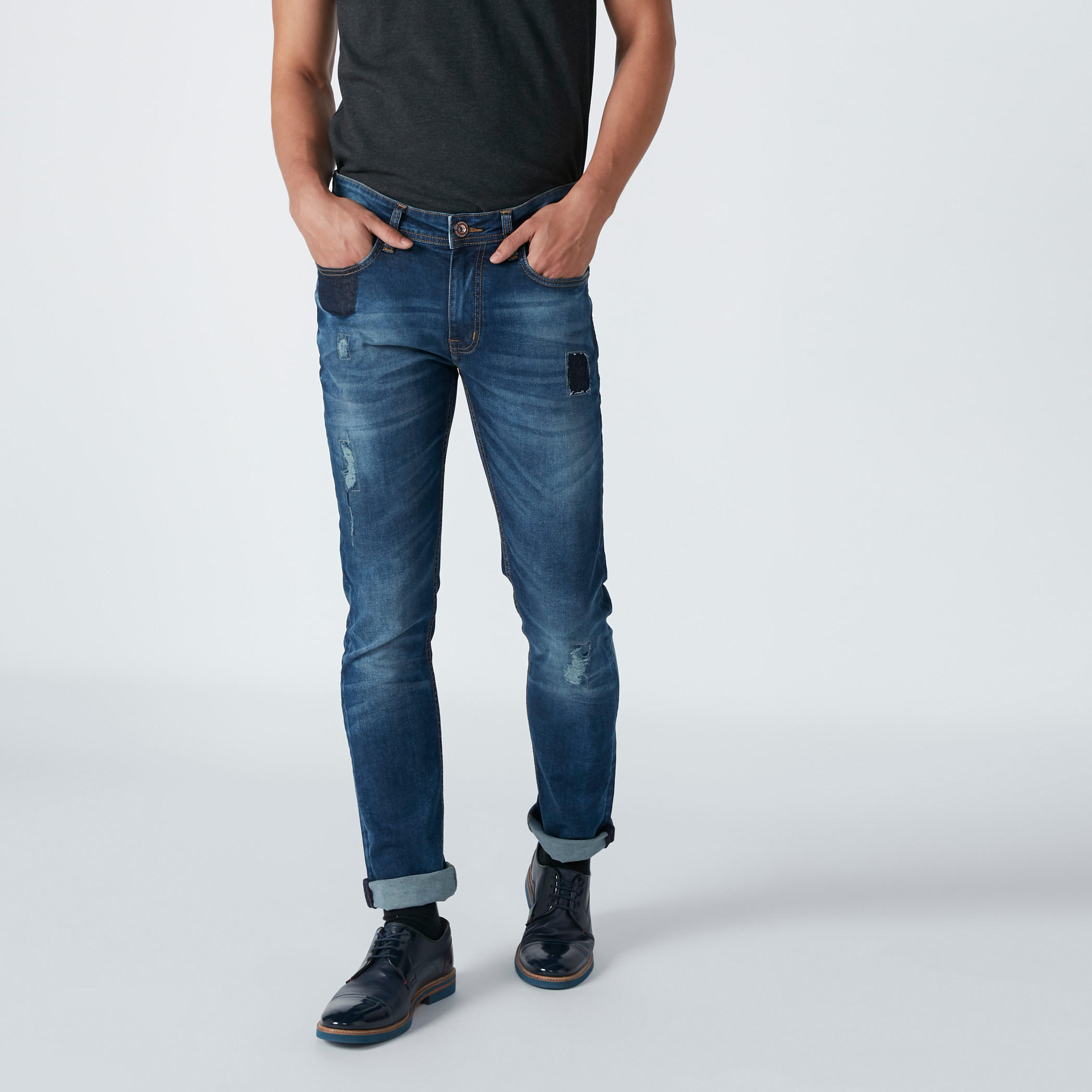 بنطال جينز بتصميم ممزق وجيوب بطبعات من بيينج هيومان-men-clothing-bottoms-jeans-image-2