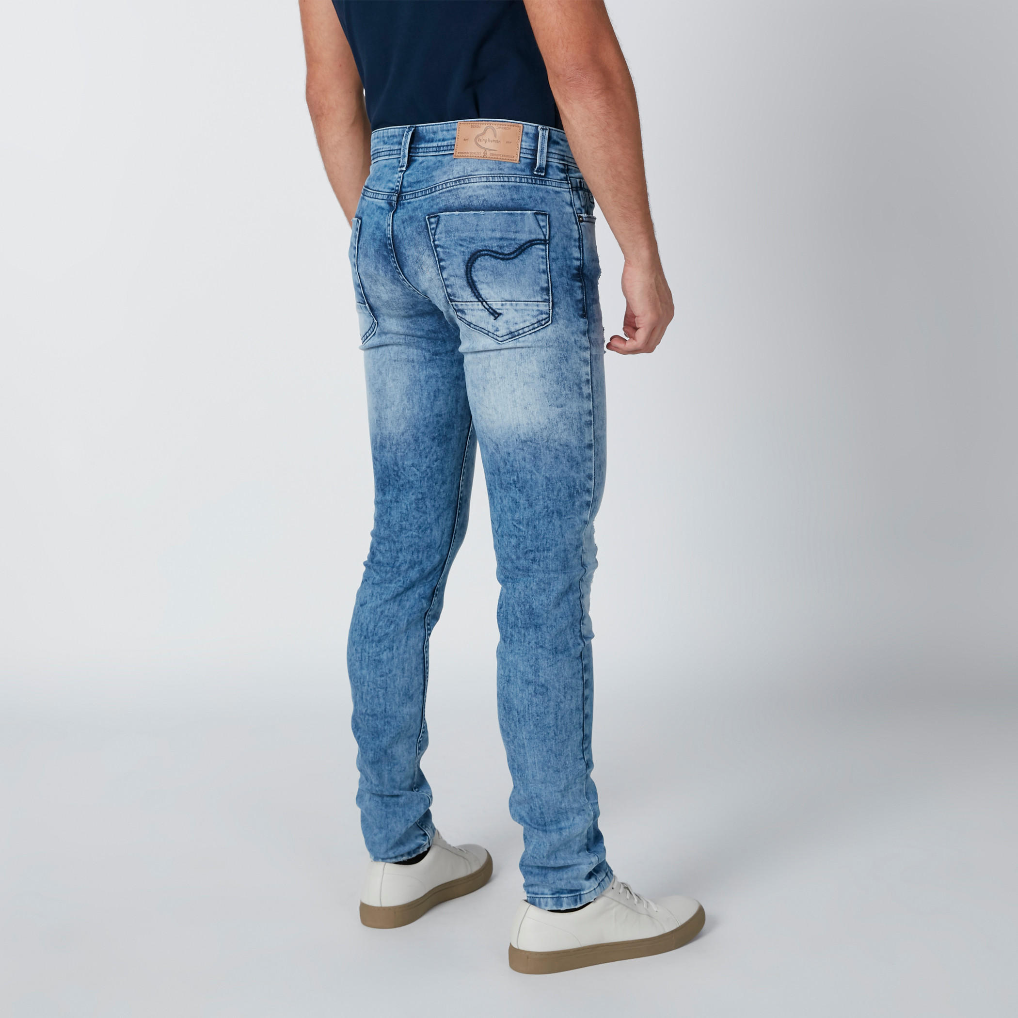 بنطال جينز بتصميم ممزّق وجيوب من بيينج هيومان-men-clothing-bottoms-jeans-image-3