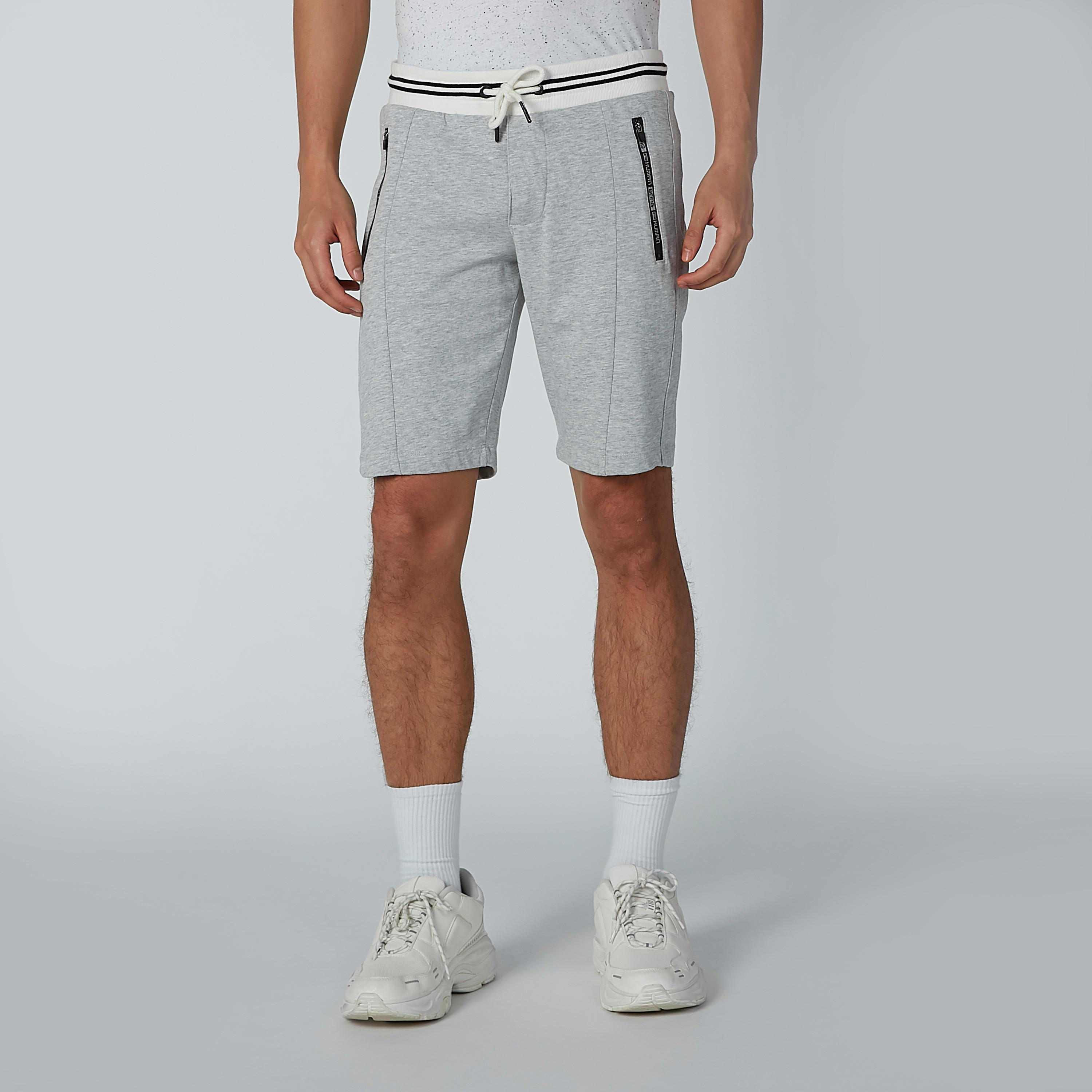 شورت مستدام سادة بخصر متوسط الارتفاع ورباط-men-clothing-bottoms-shorts-image-3