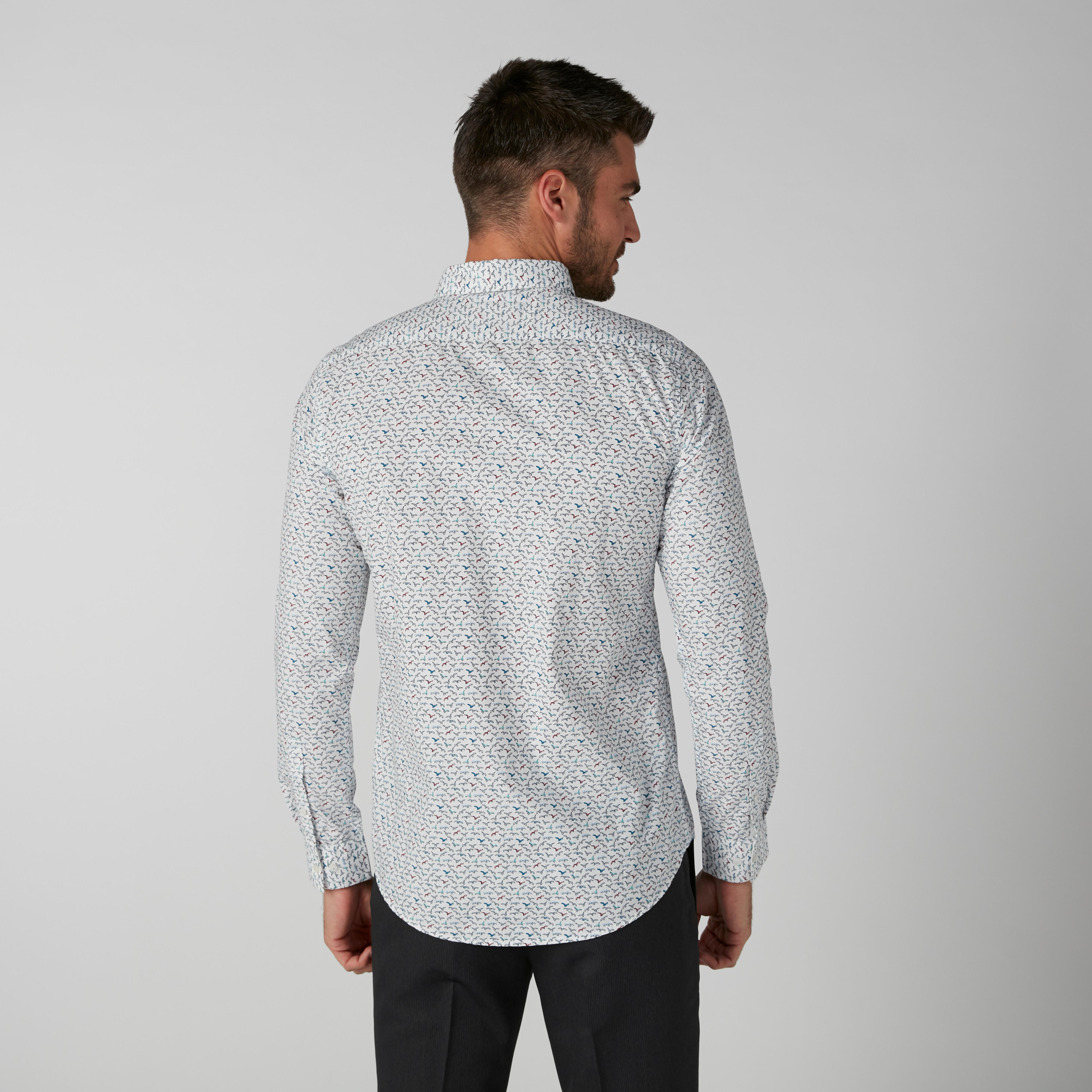 قميص مستدام سليم فيت بأكمام طويلة وطبعات بيينج هيومان-men-clothing-shirts-image-3